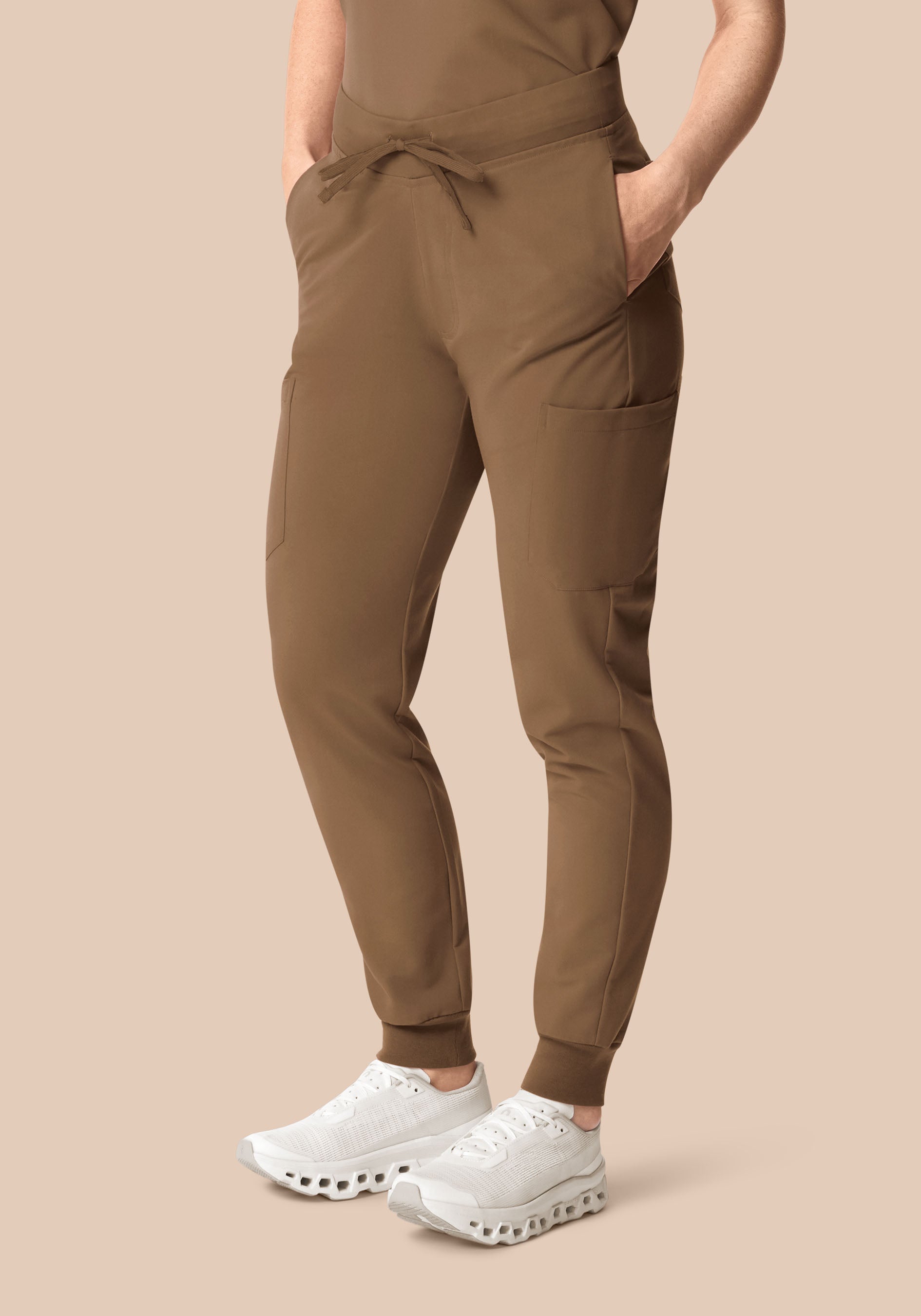 9 Pocket Joggers Ash Brown
