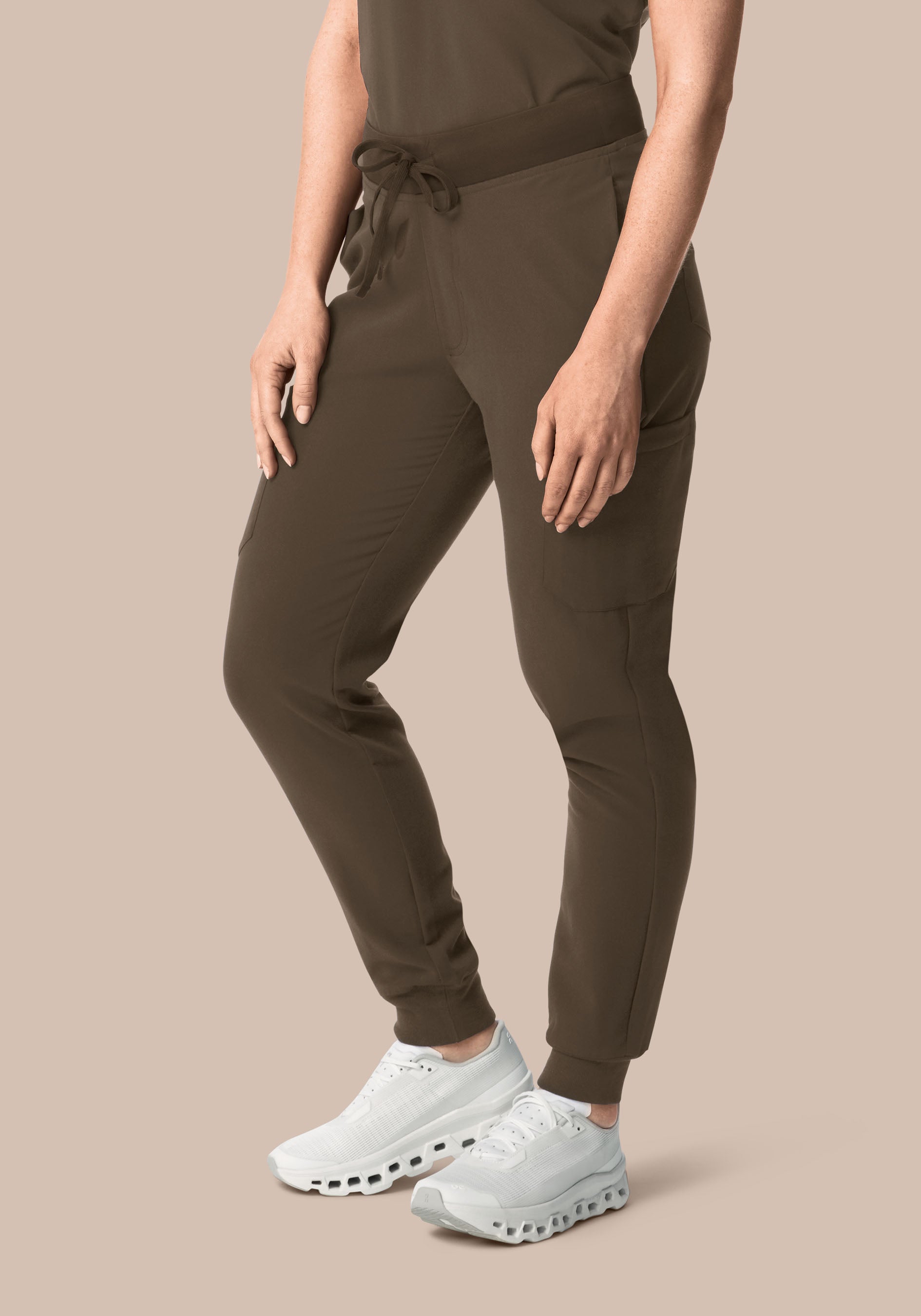 9 Pocket Joggers Truffle