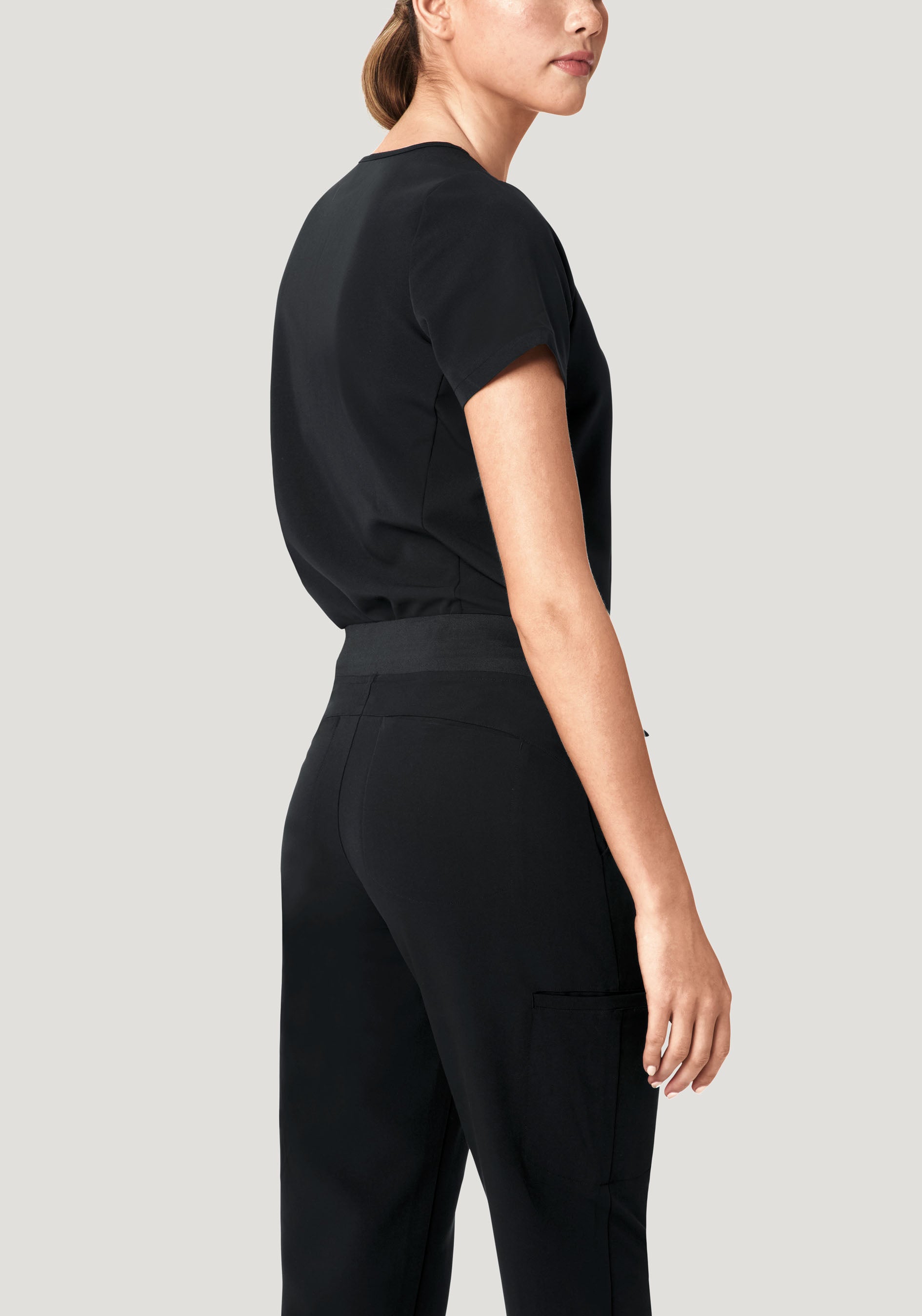 11 Pocket Joggers Black