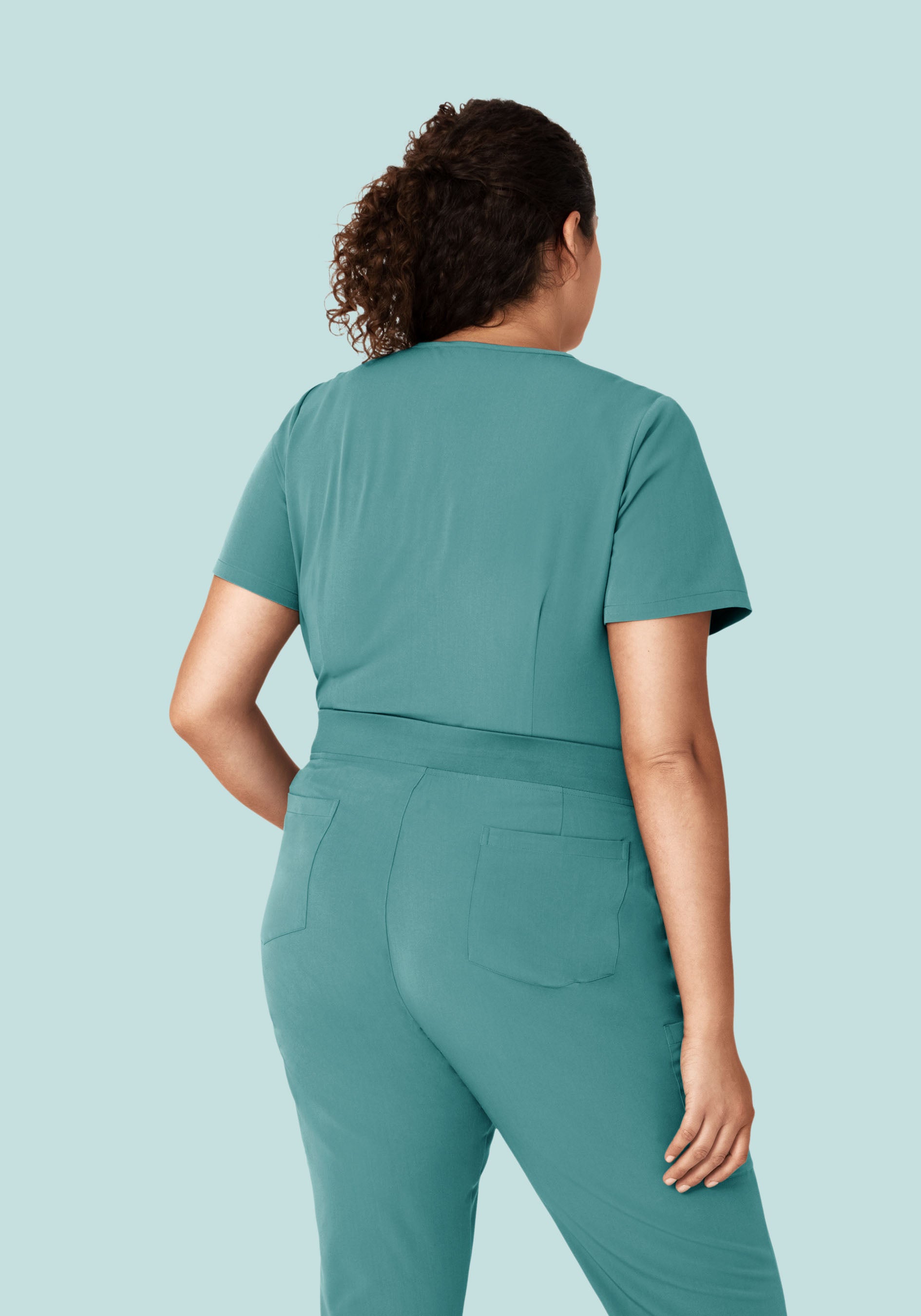 5 Pocket Notch Neck Top Oasis