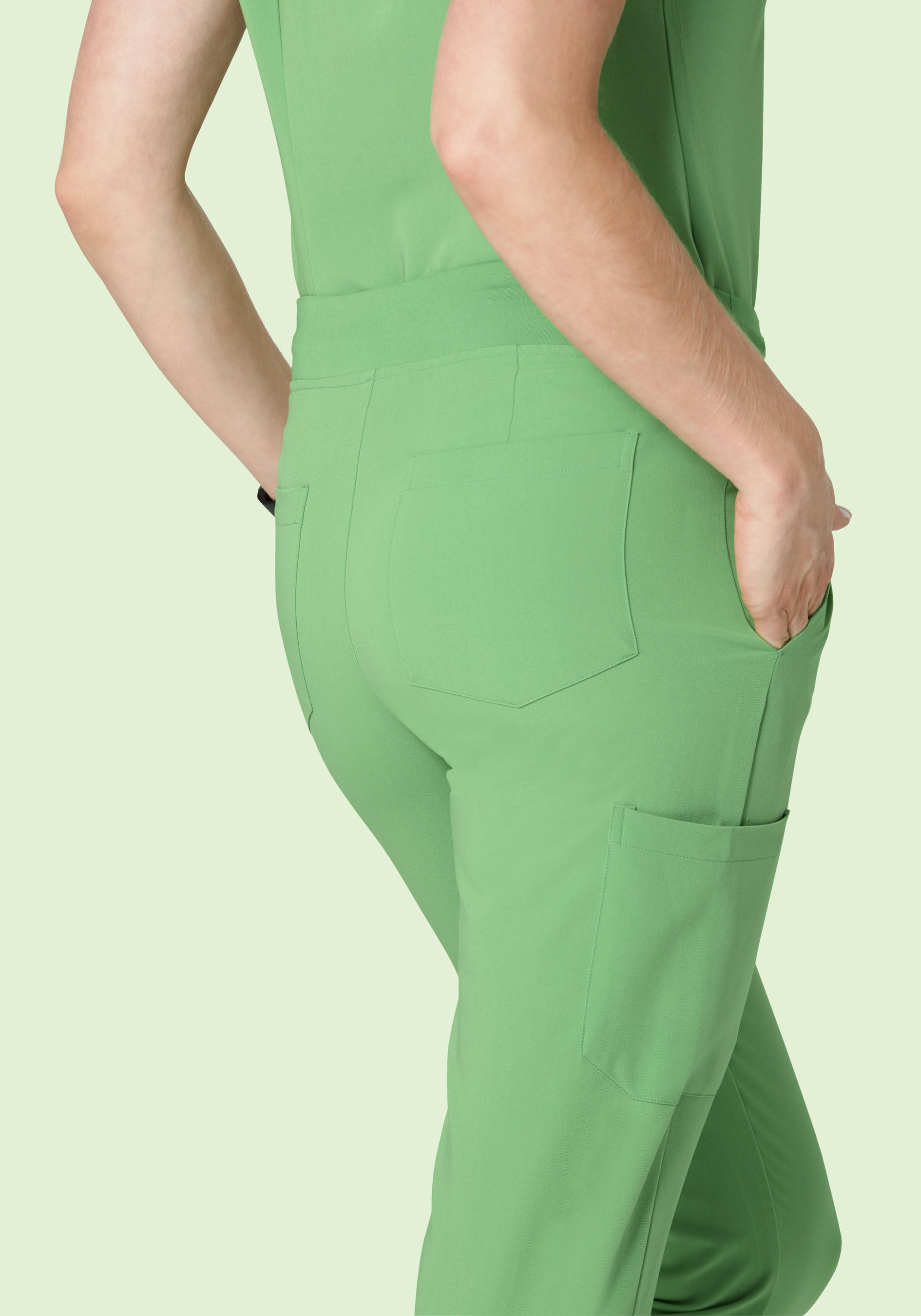 9 Pocket Joggers Aloe