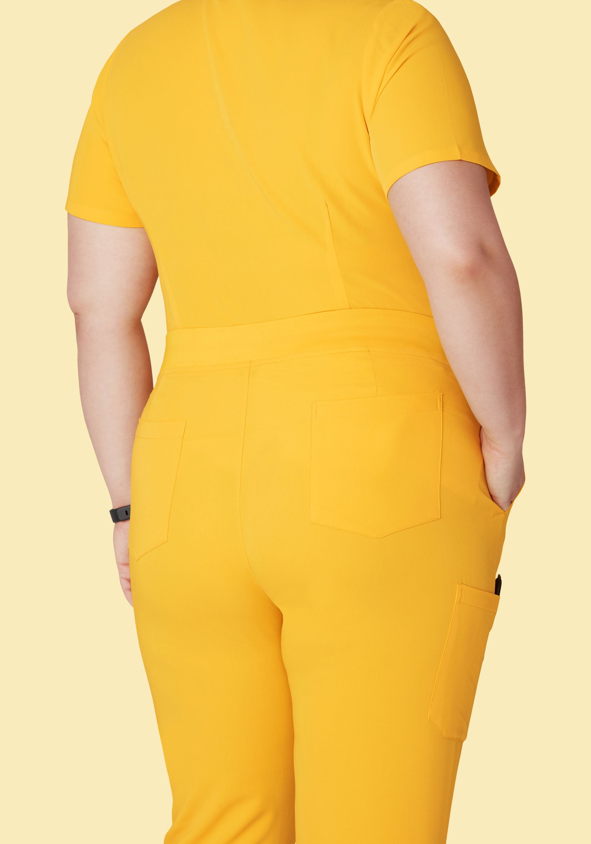 9 Pocket Joggers Daffodil