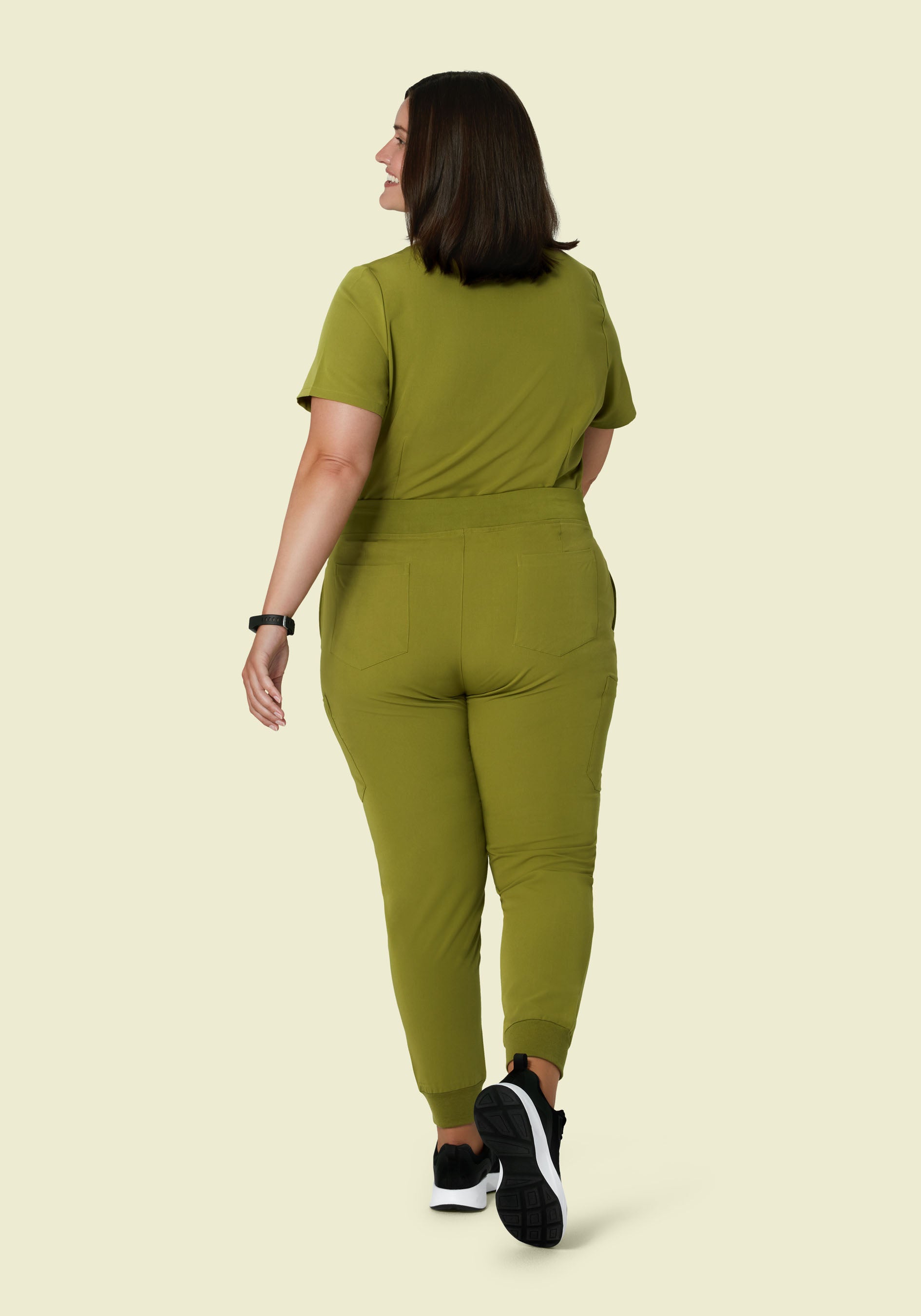 9 Pocket Joggers Avocado