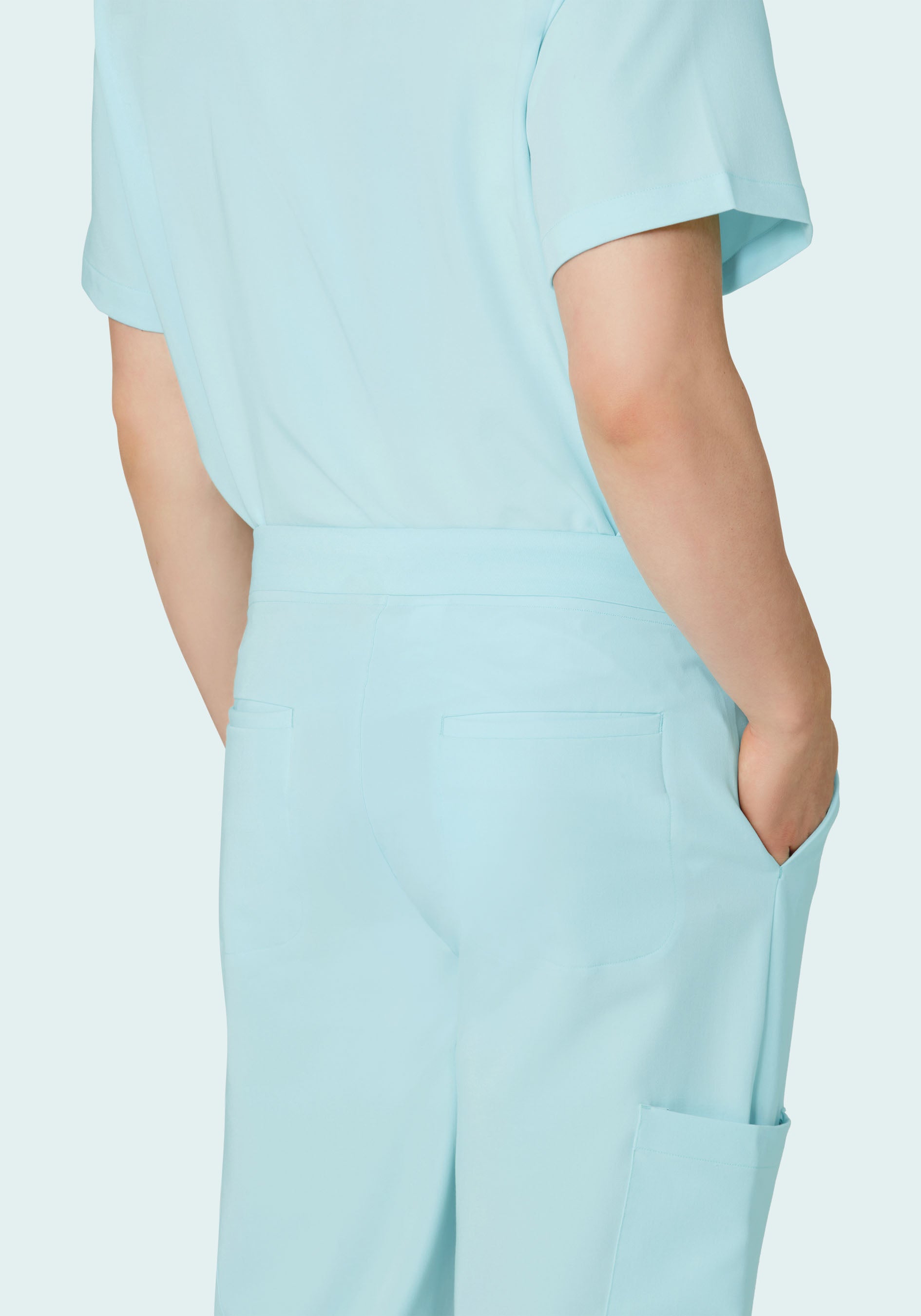 7 Pocket Joggers Glacier