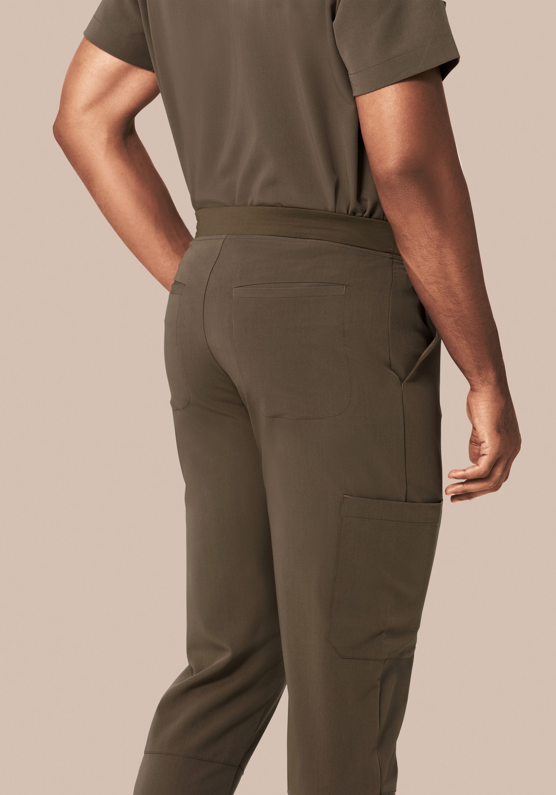 7 Pocket Joggers Truffle