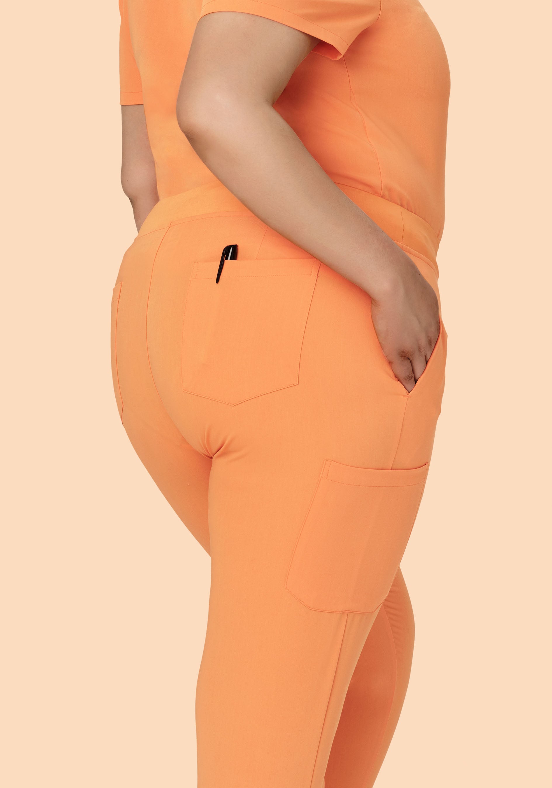 9 Pocket Joggers Cantaloupe