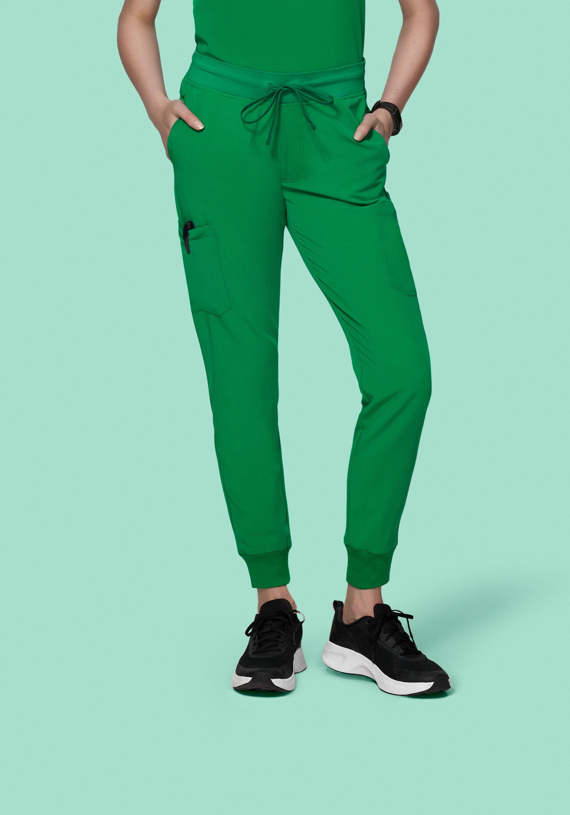 9 Pocket Joggers Emerald