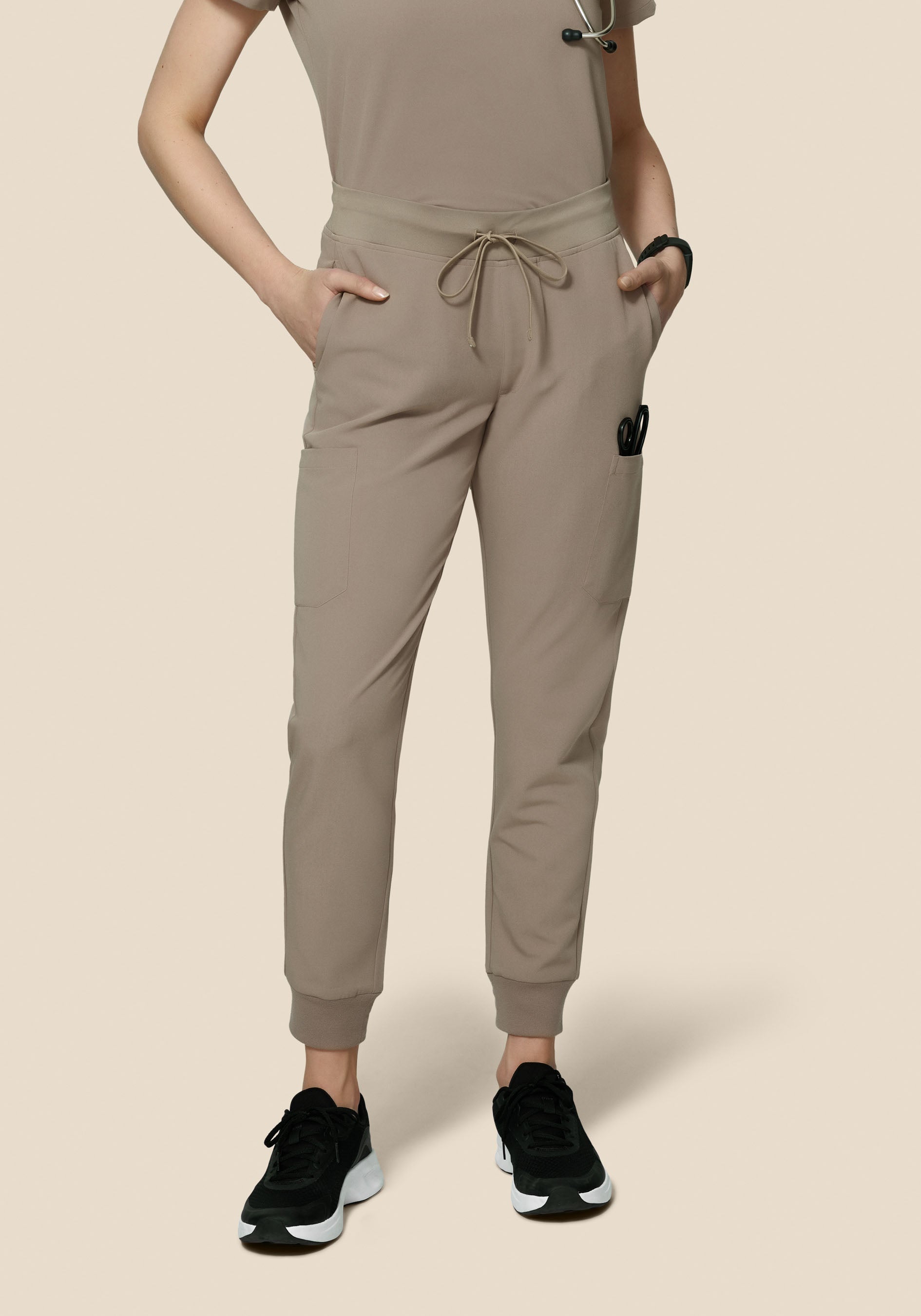 9 Pocket Joggers Macchiato