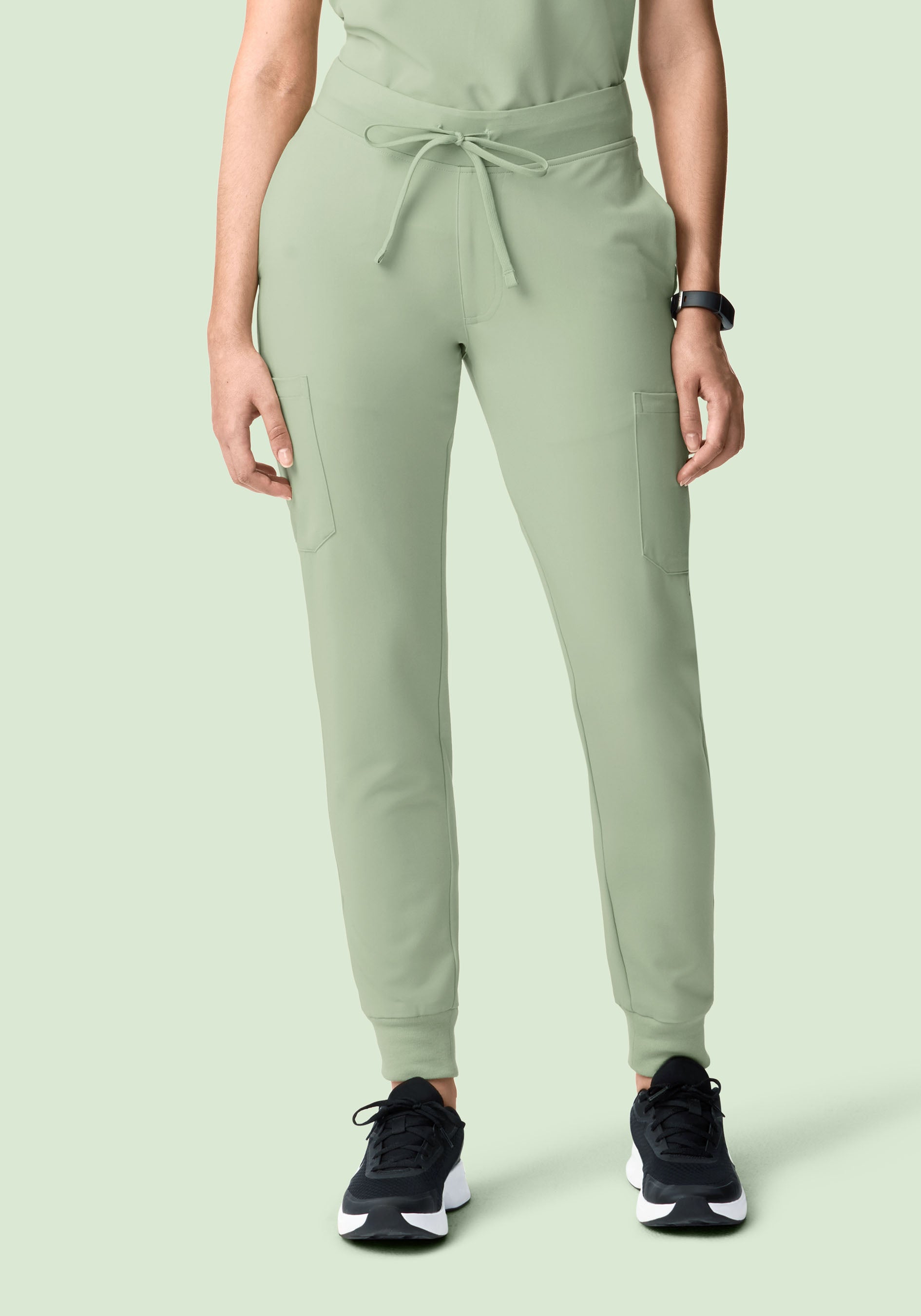 9 Pocket Joggers Green Tea
