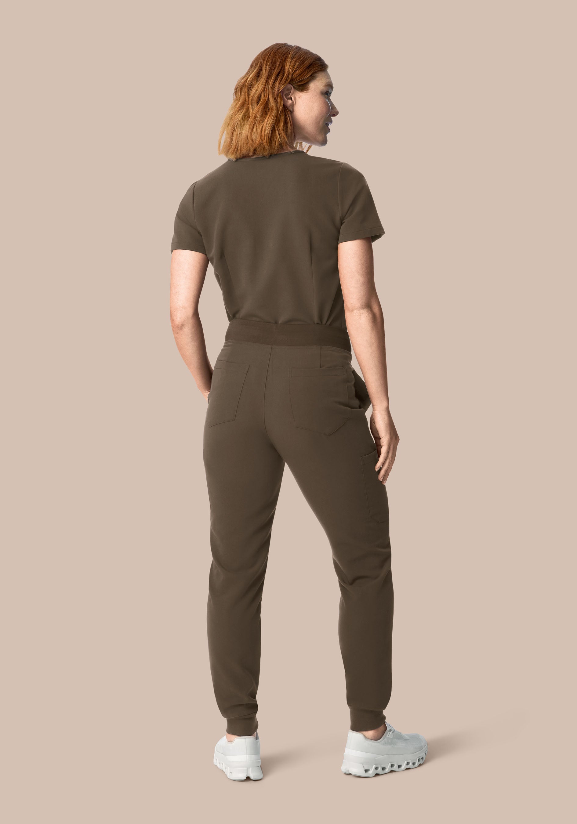 9 Pocket Joggers Truffle