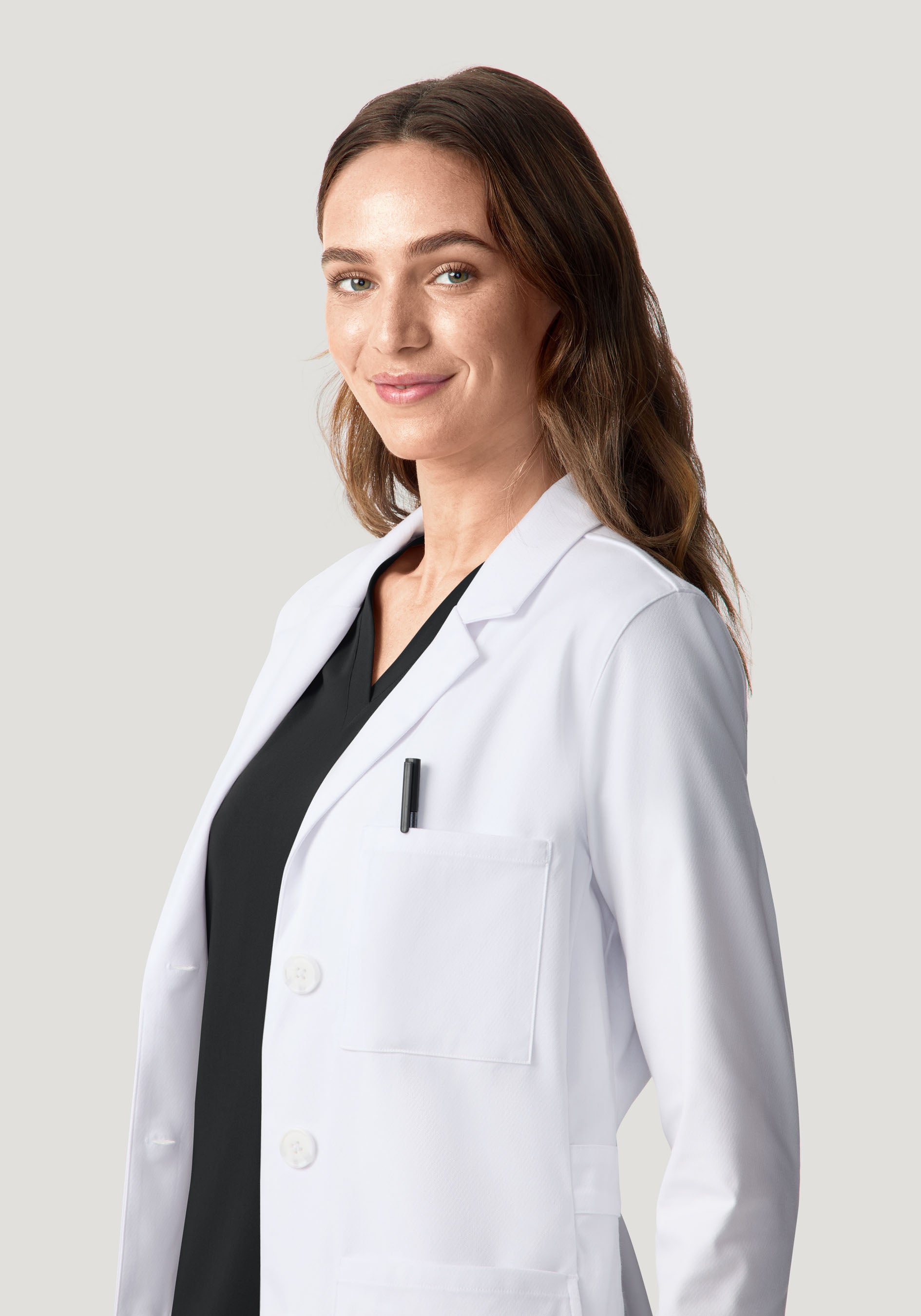 LABO ART ホワイトブルゾン Women's Long Lab Coat - White | Mandala Scrubs