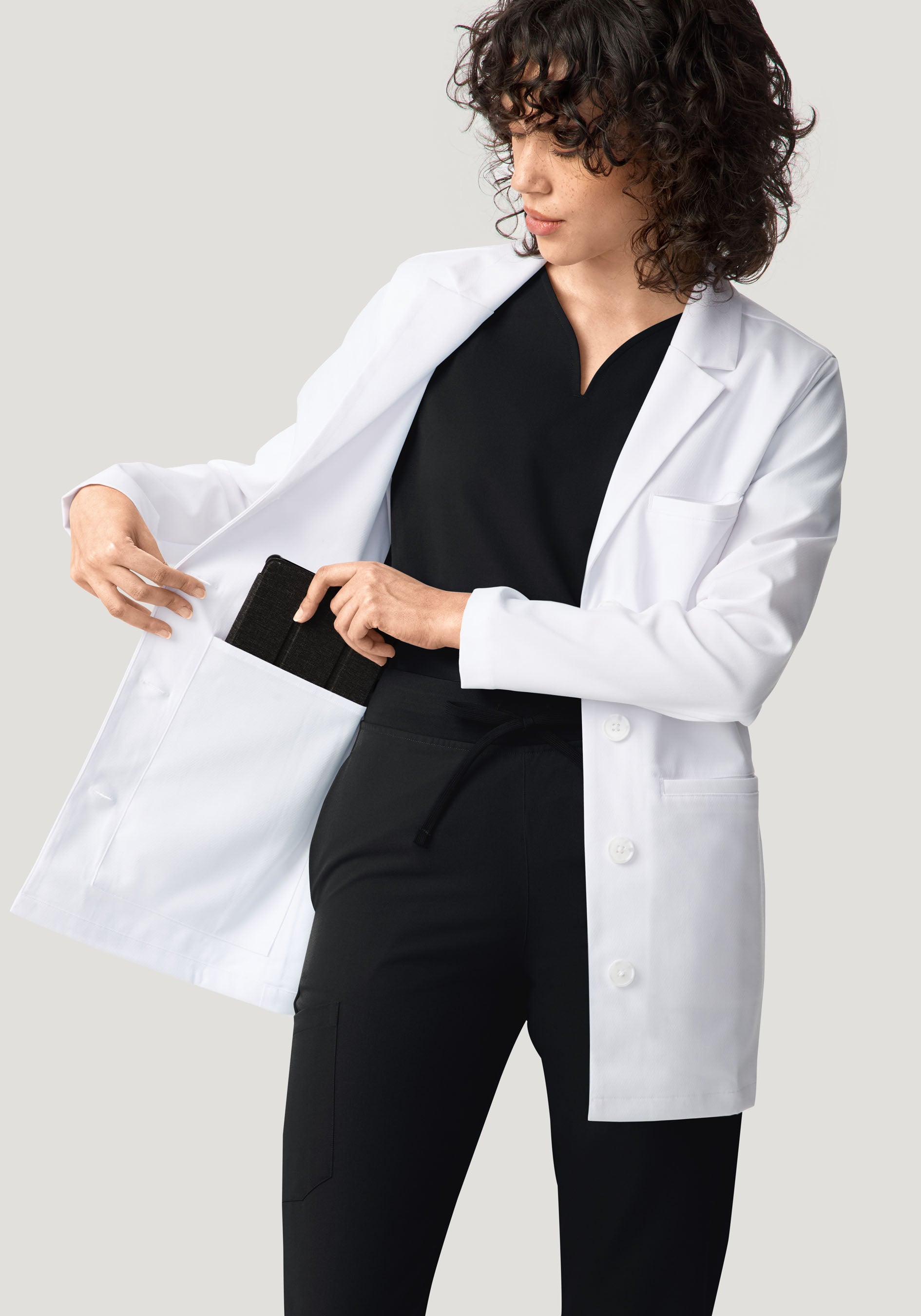 Women's Short Lab Coat - White | Mandala Scrubs
