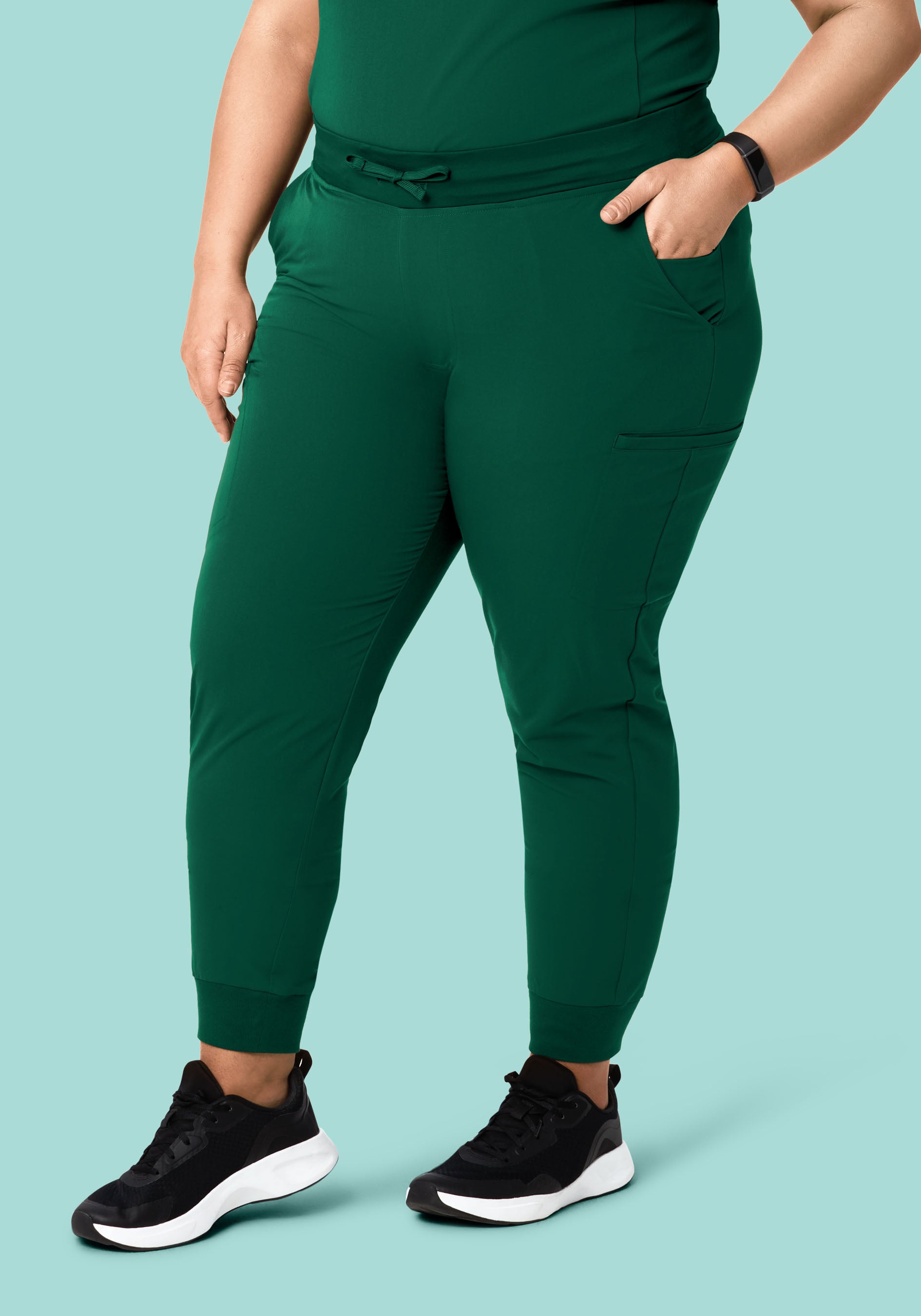 Women's Mid-Rise 11-Pocket Jogger Scrub Pants - Hunter Green