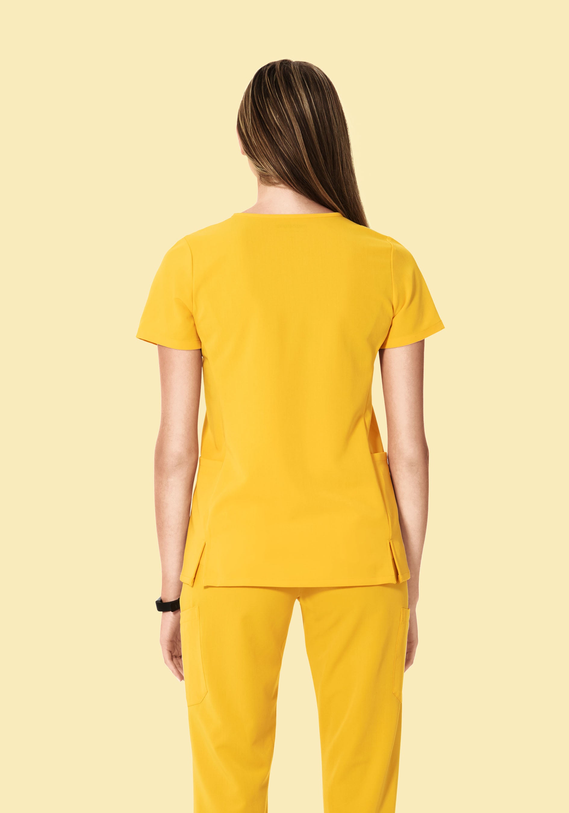 Curved V-Neck Top Daffodil