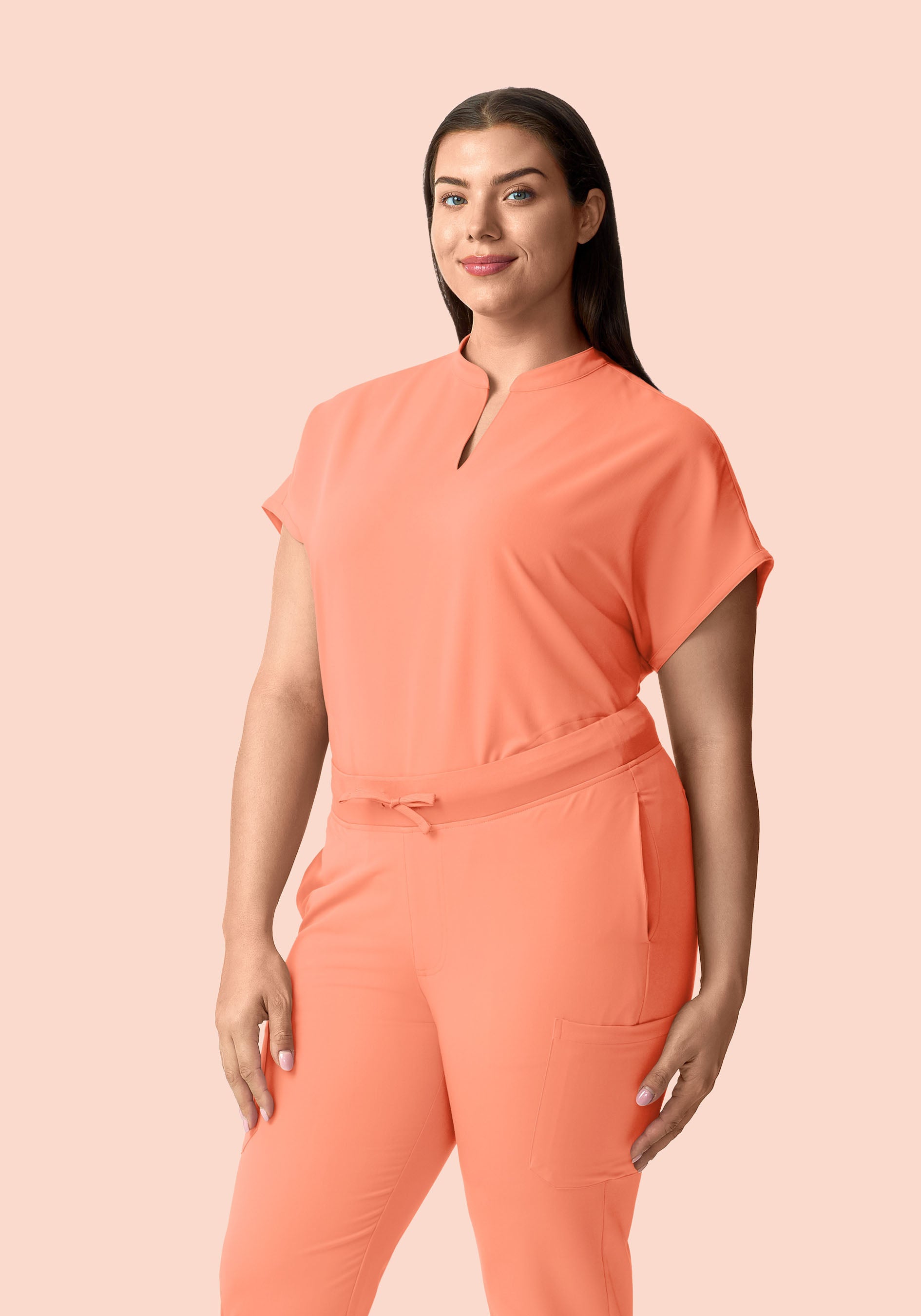no122 LEONARD ダマスク柄 トリム チュニックプルオーバー Women's Oversized Mandarin Dolman Scrub Top - Peach | Mandala Scrubs