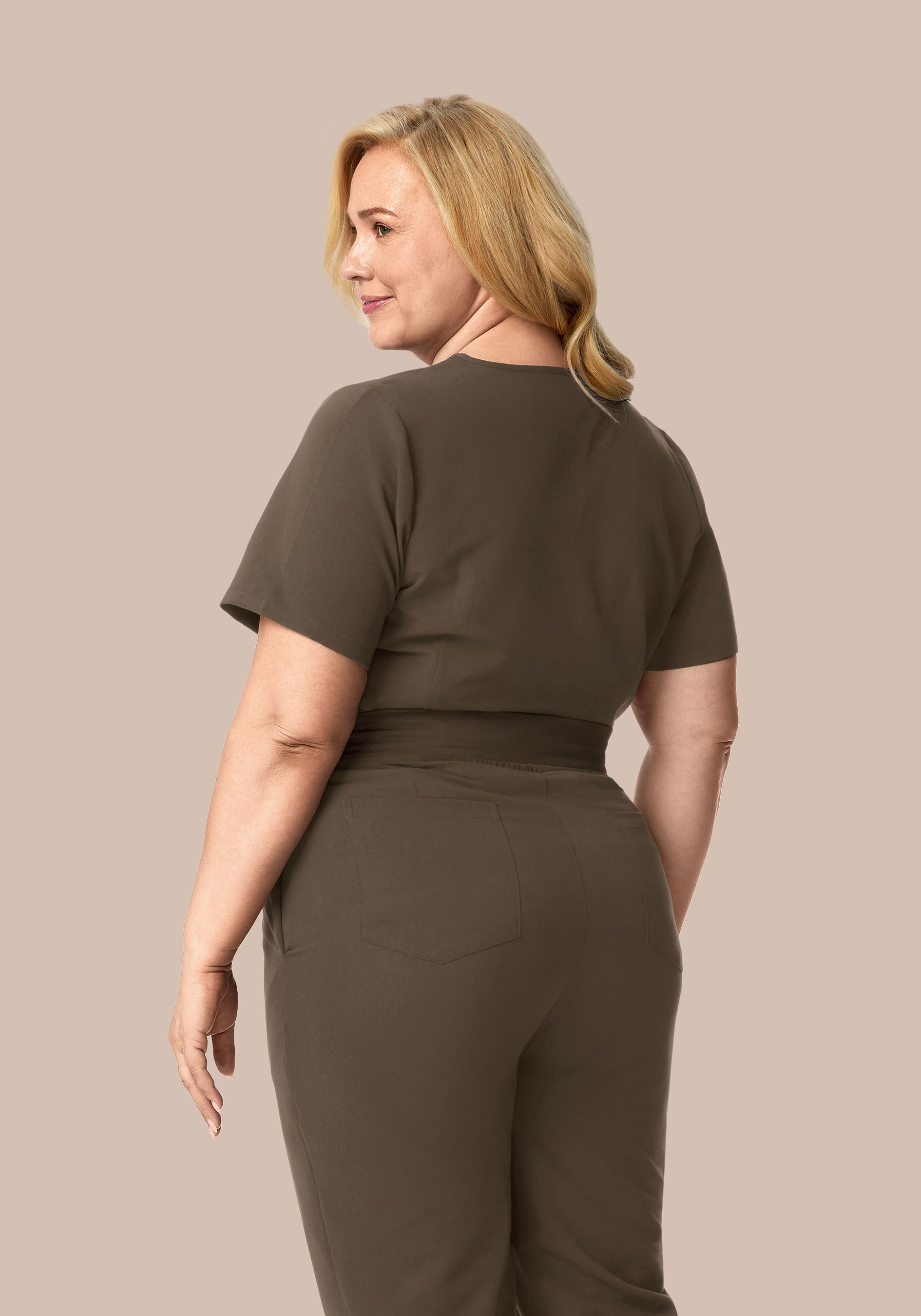 5 Pocket Notch Neck Top Truffle