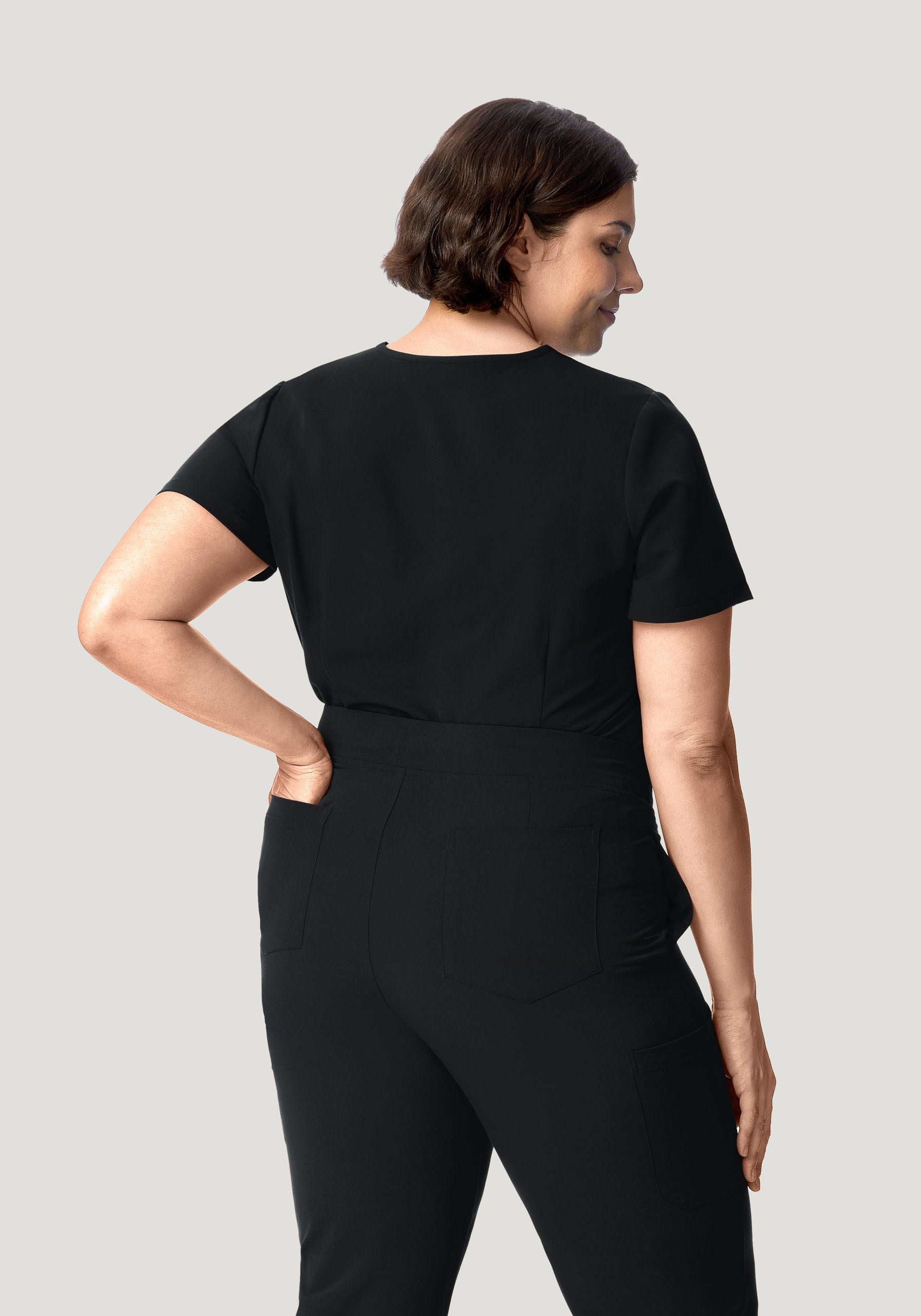 One Pocket Top Black