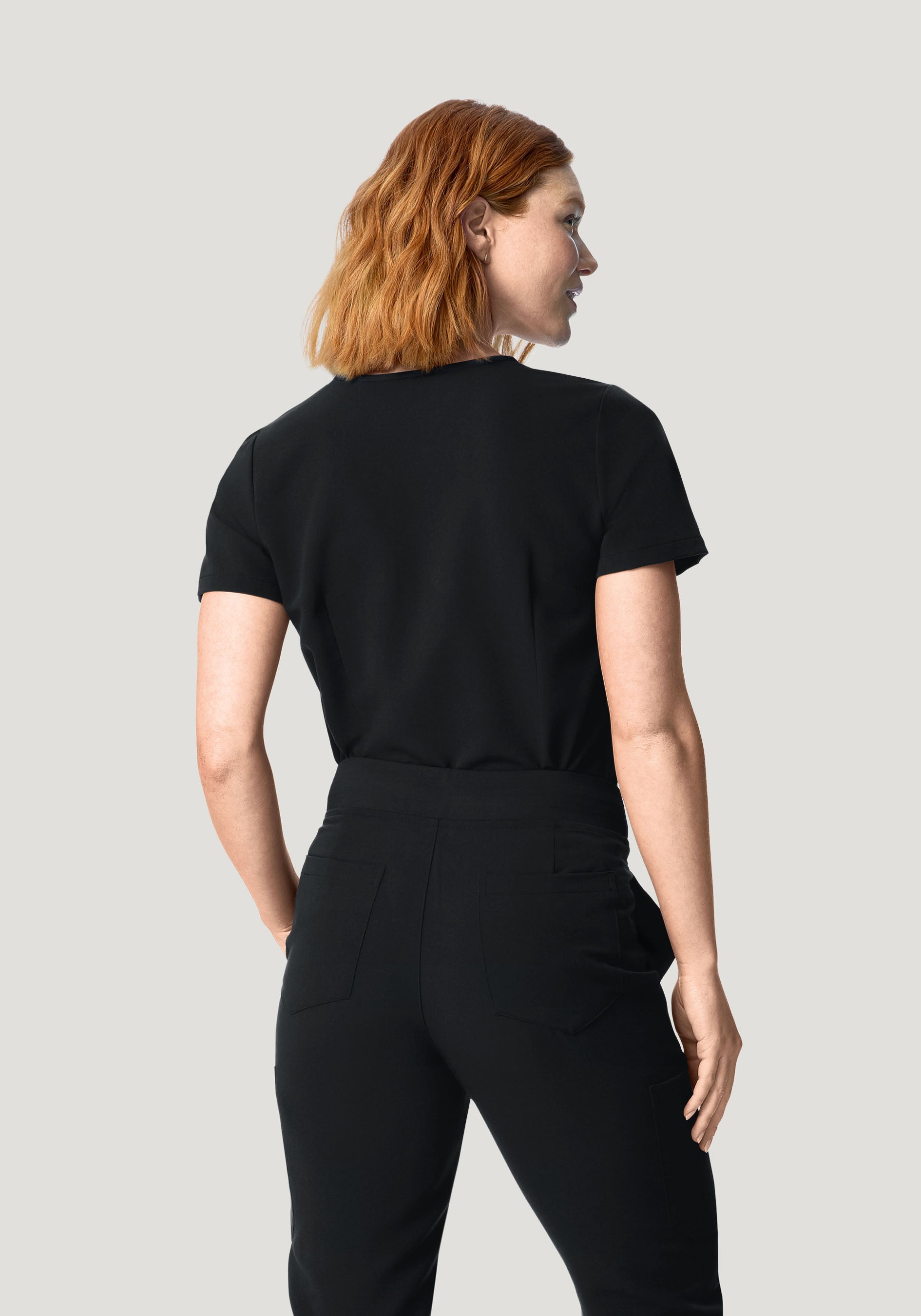 One Pocket Top Black