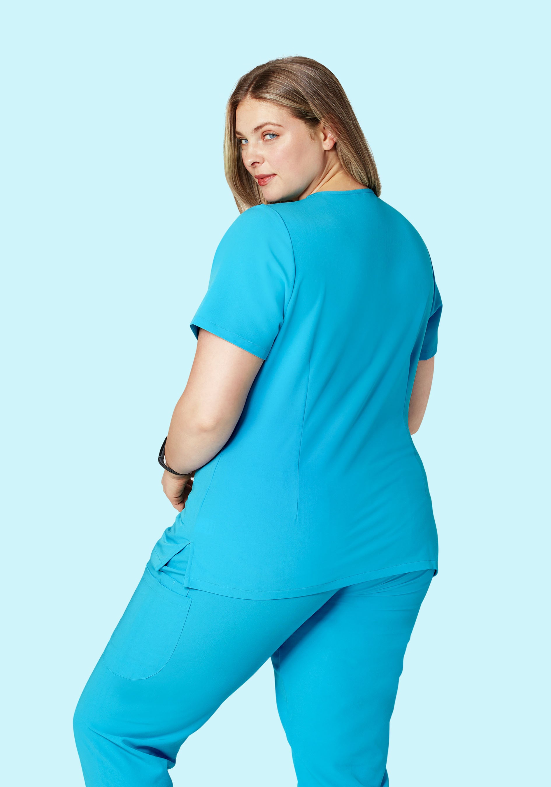 Women's V-Neck 1-Pocket Scrub Top - Pacific Blue | Mandala Scrubs
