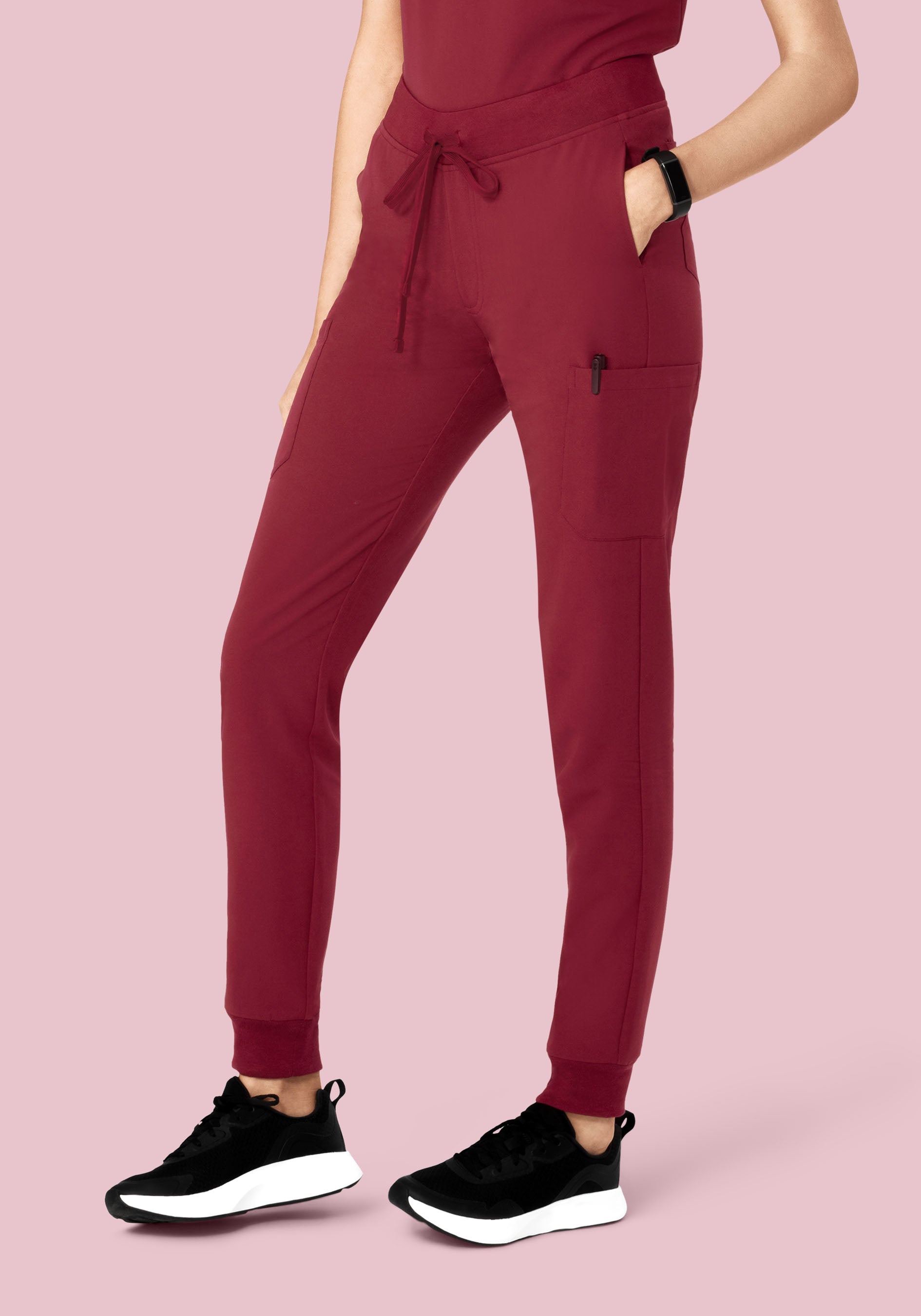 9 Pocket Joggers Garnet