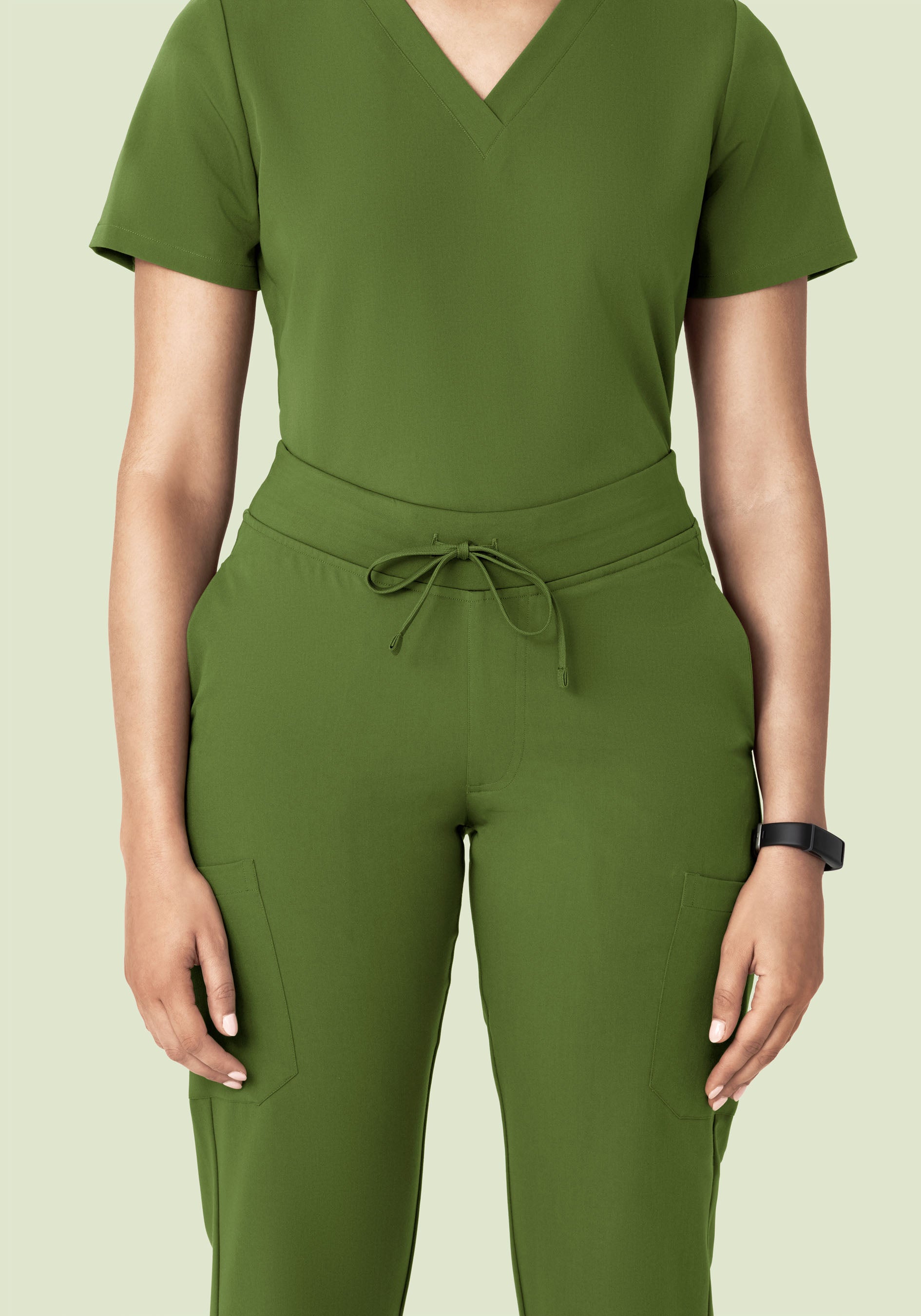Women's Mid-Rise Straight Leg Cargo Scrub Pants - Moss | Mandala