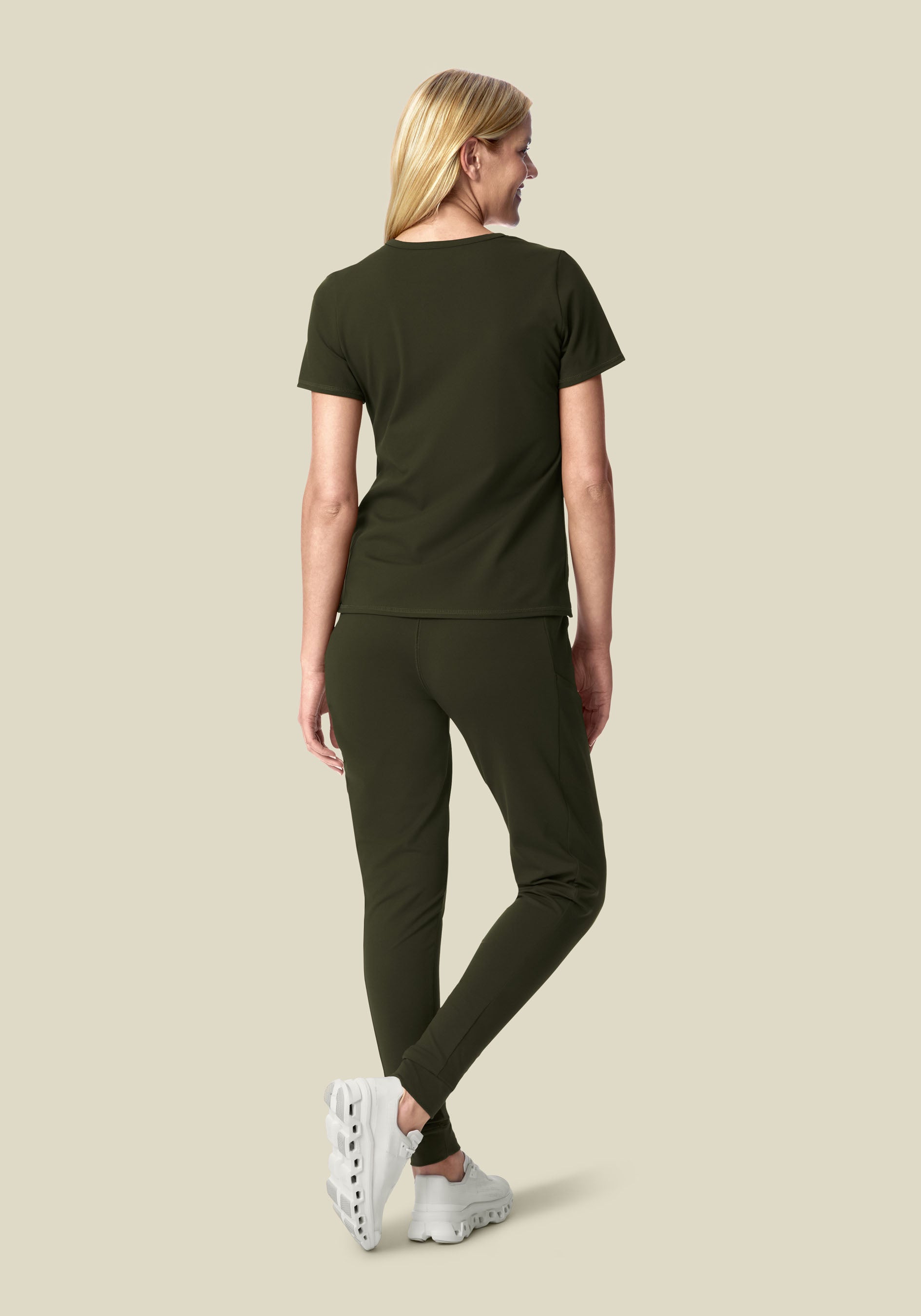 Soft Stretch Chest Pocket Top Olive