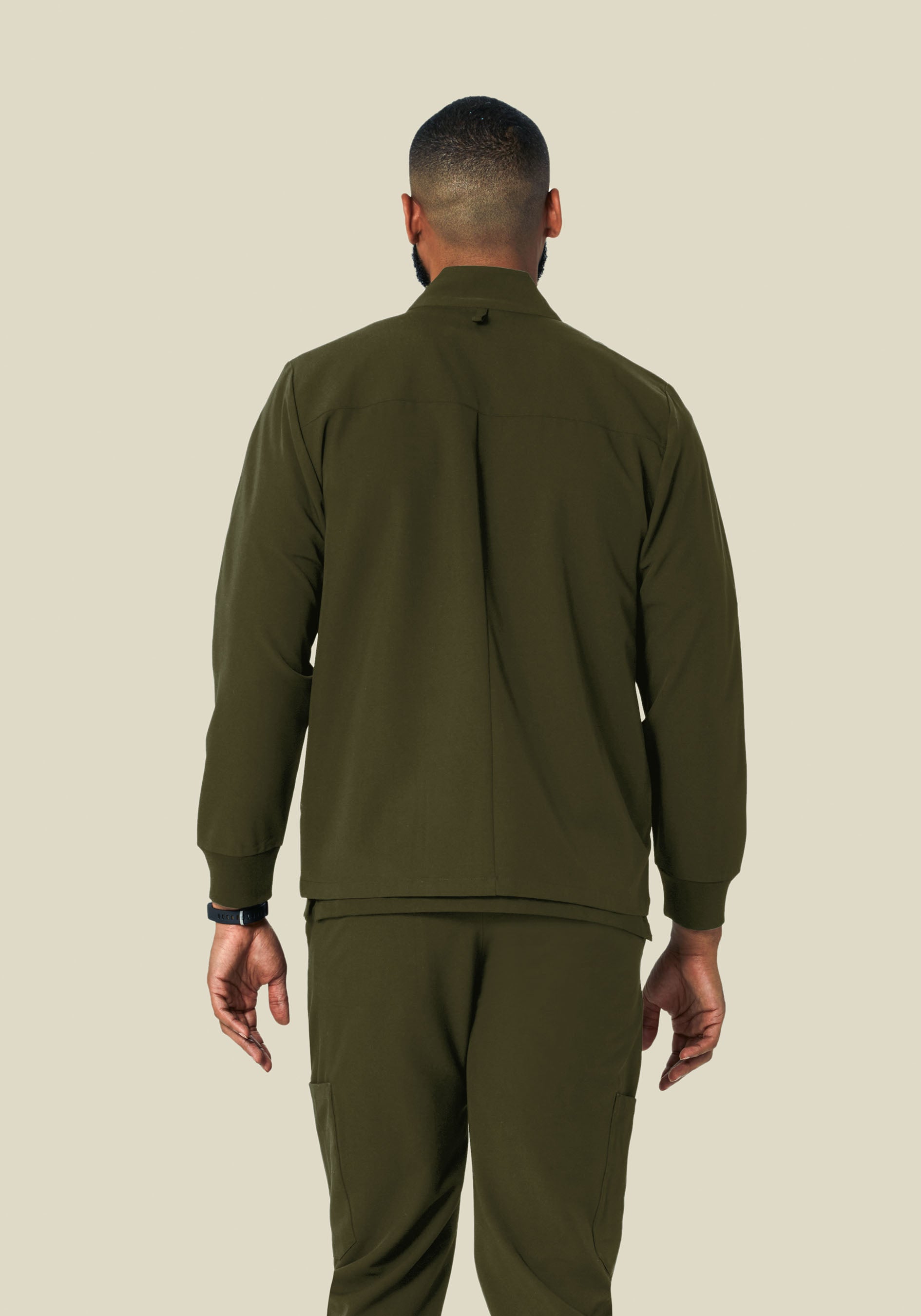 メンズウェア BRIEFING 3D LOGO PARKA&JOGGER SET OLIVE Men's Mock Neck Scrub Jacket - Olive | Mandala Scrubs