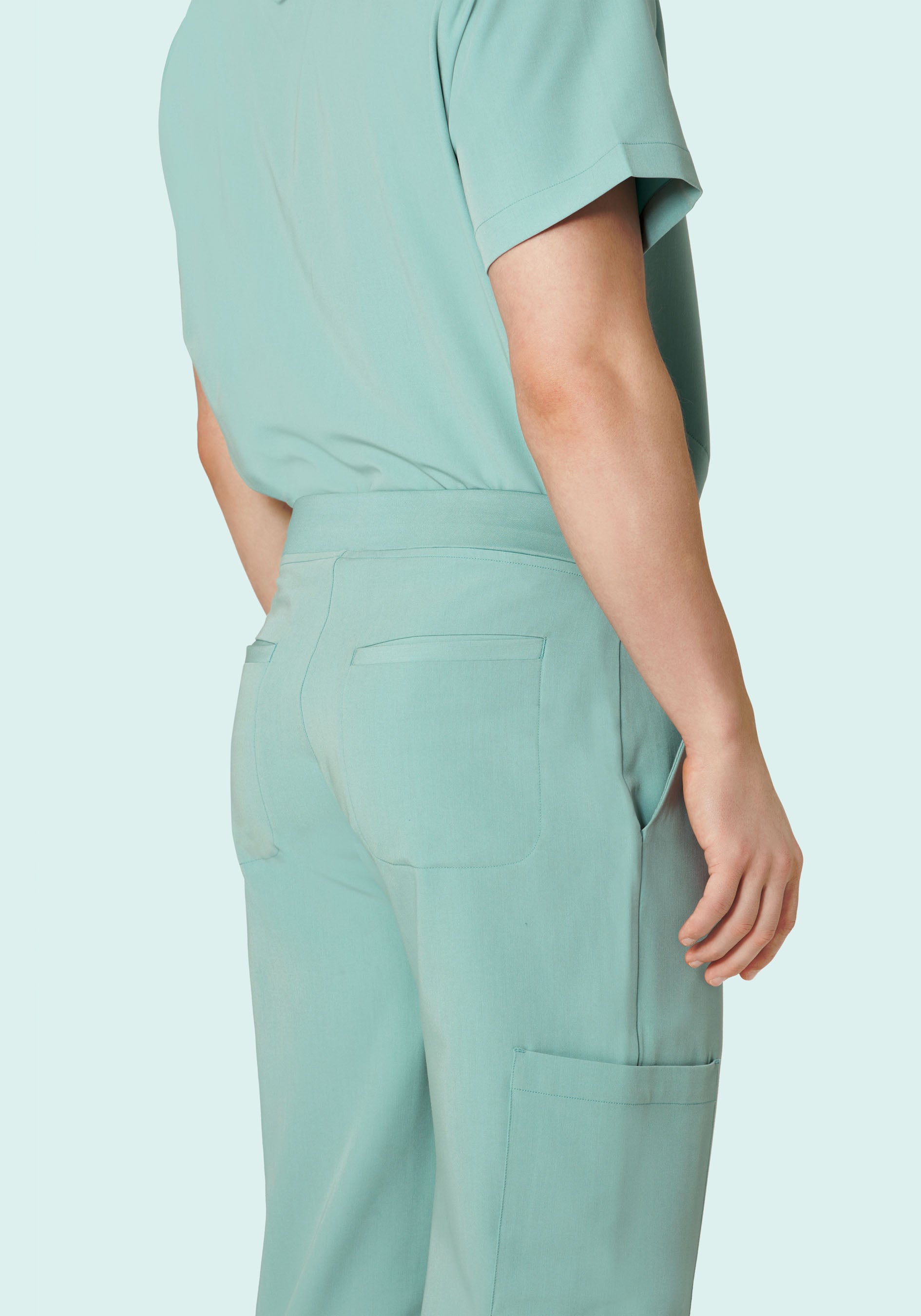 7 Pocket Joggers Tourmaline