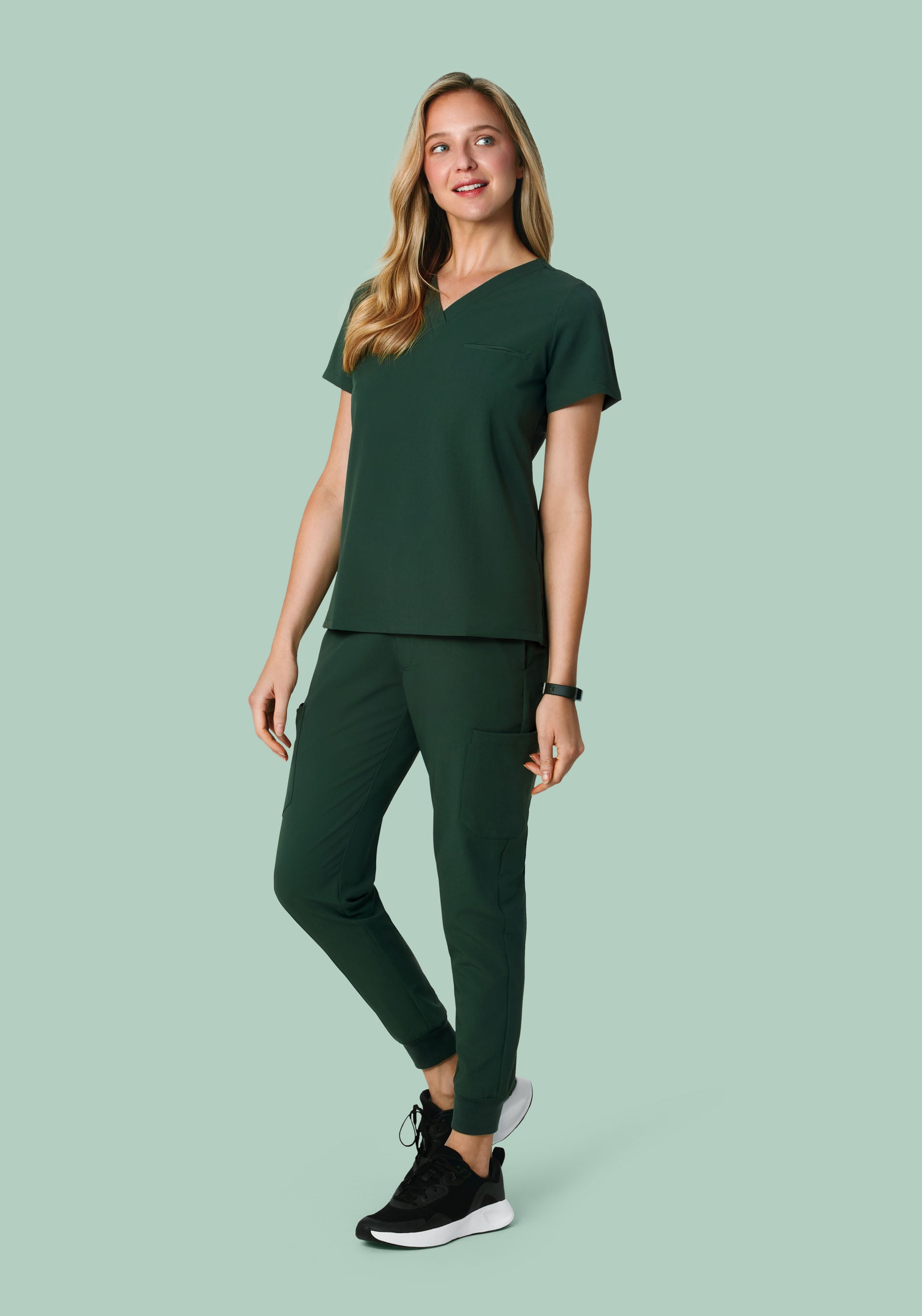 Women's Mid-Rise 9-Pocket Jogger Scrub Pants - Midnight Green