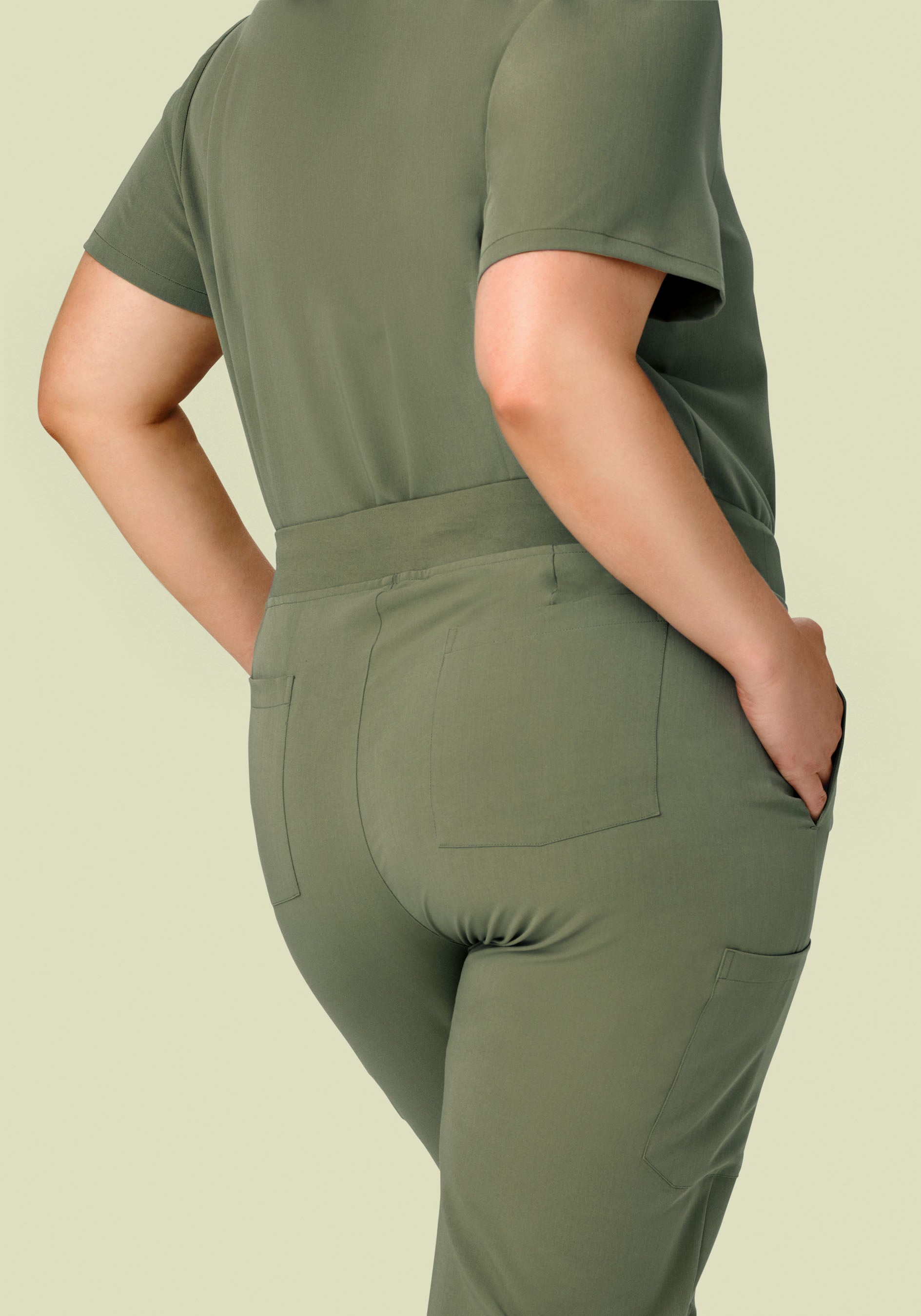 9 Pocket Joggers Sage