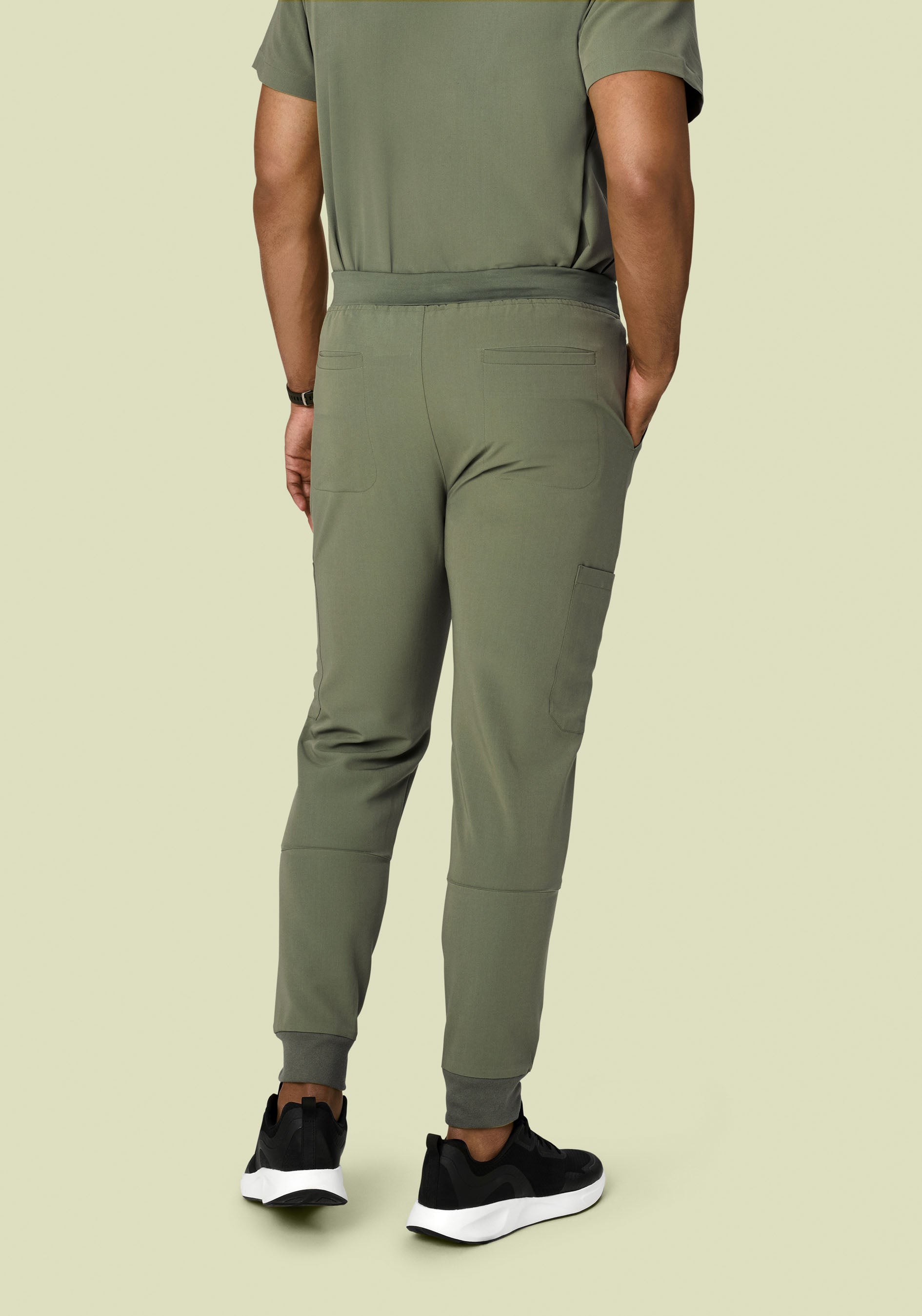7 Pocket Joggers Sage