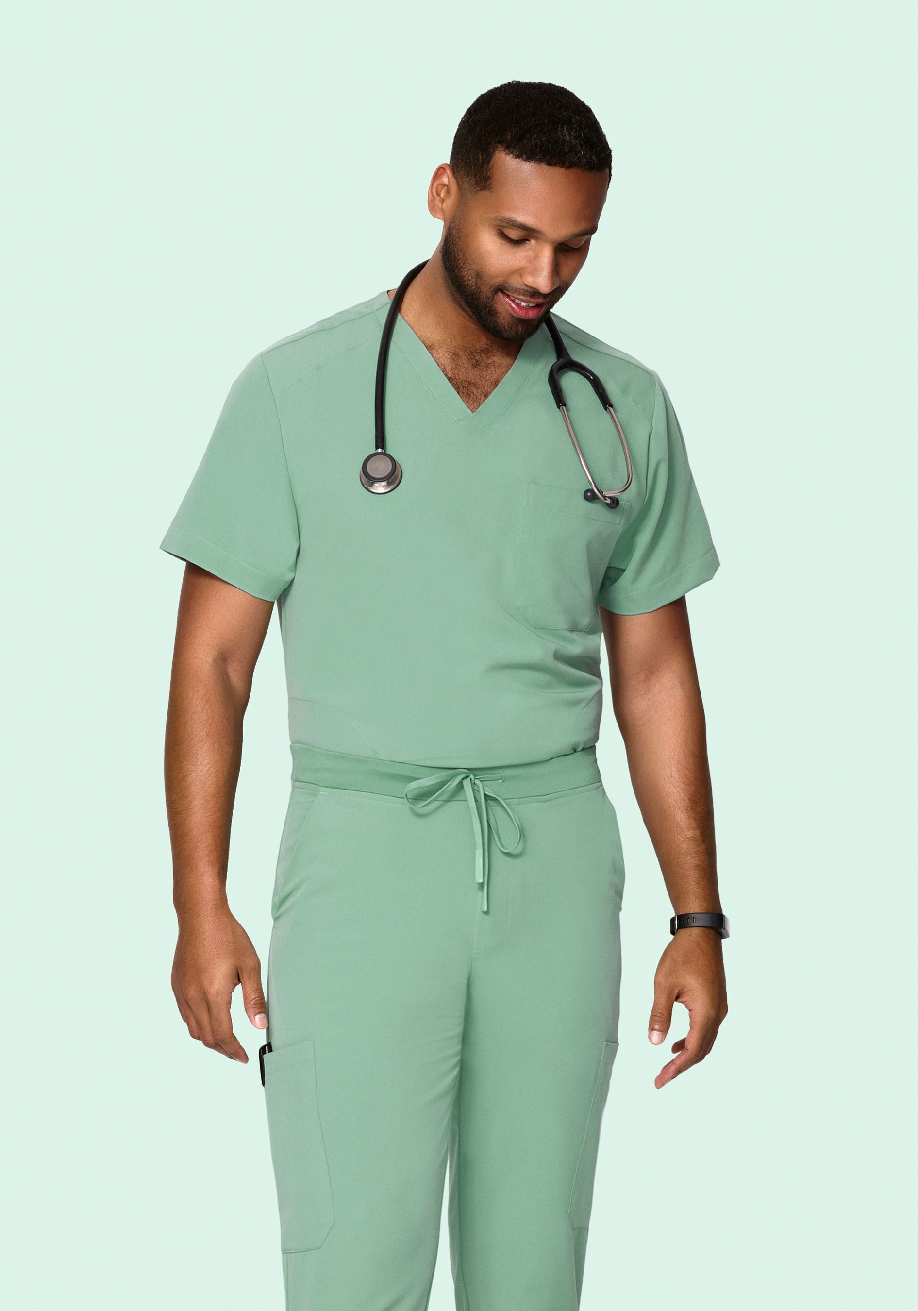 あおばくん着用GB_MOUTH Jade skin pants Men's V-Neck 3-Pocket Scrub Top - Jade | Mandala Scrubs