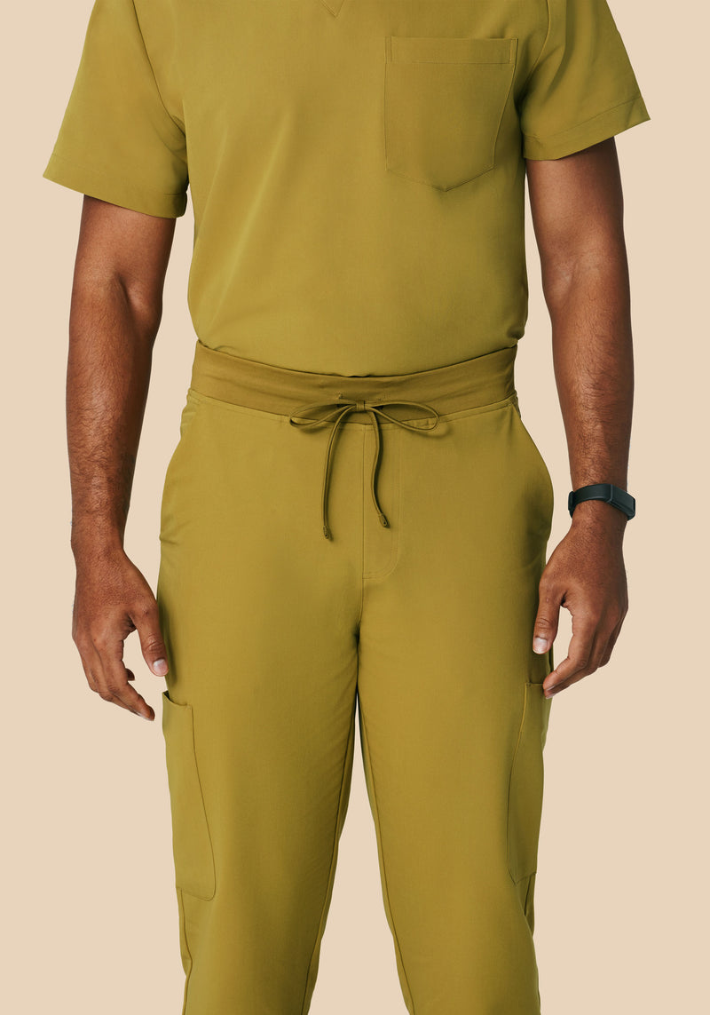 7 Pocket Cargos Pistachio