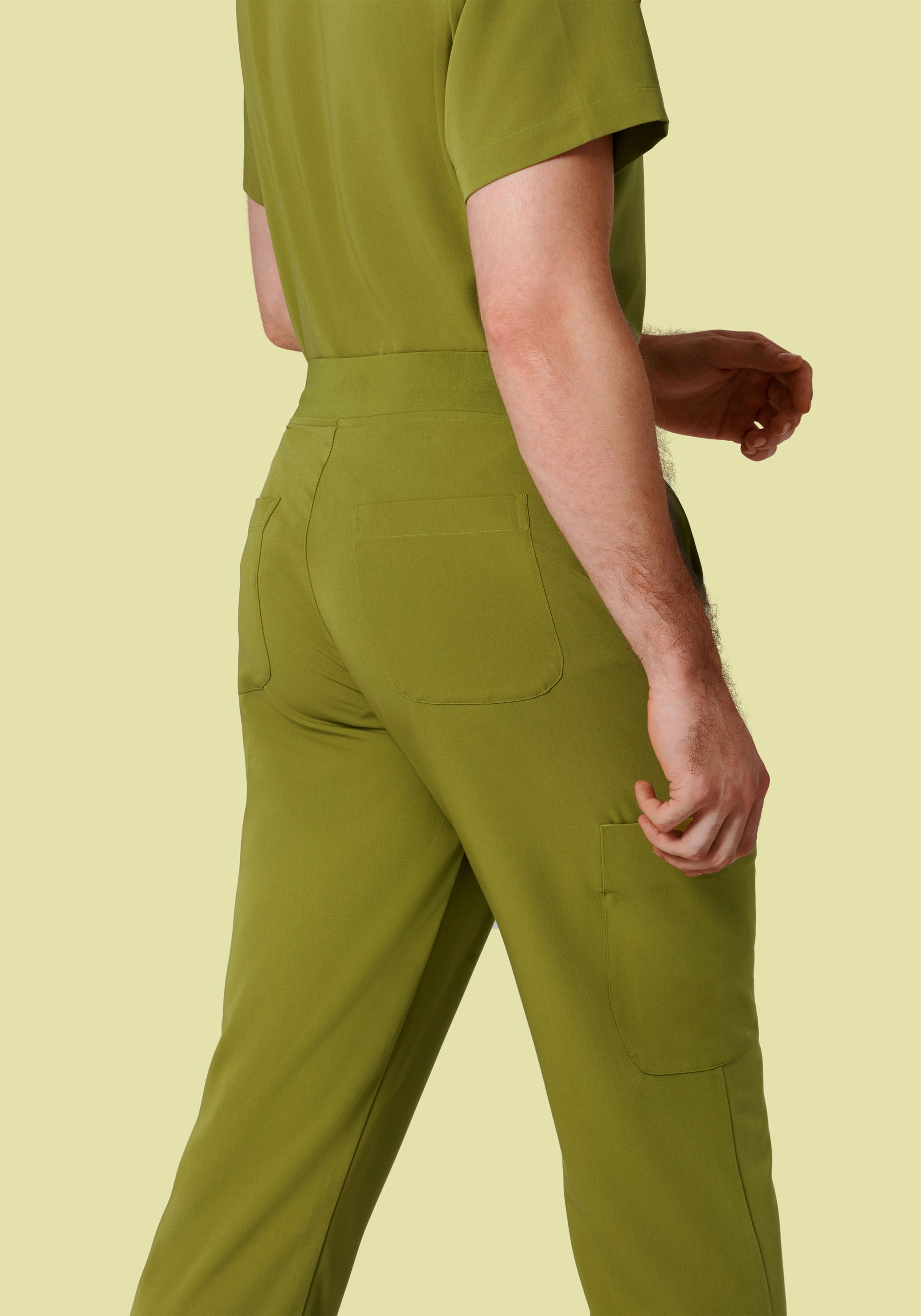7 Pocket Cargos Avocado