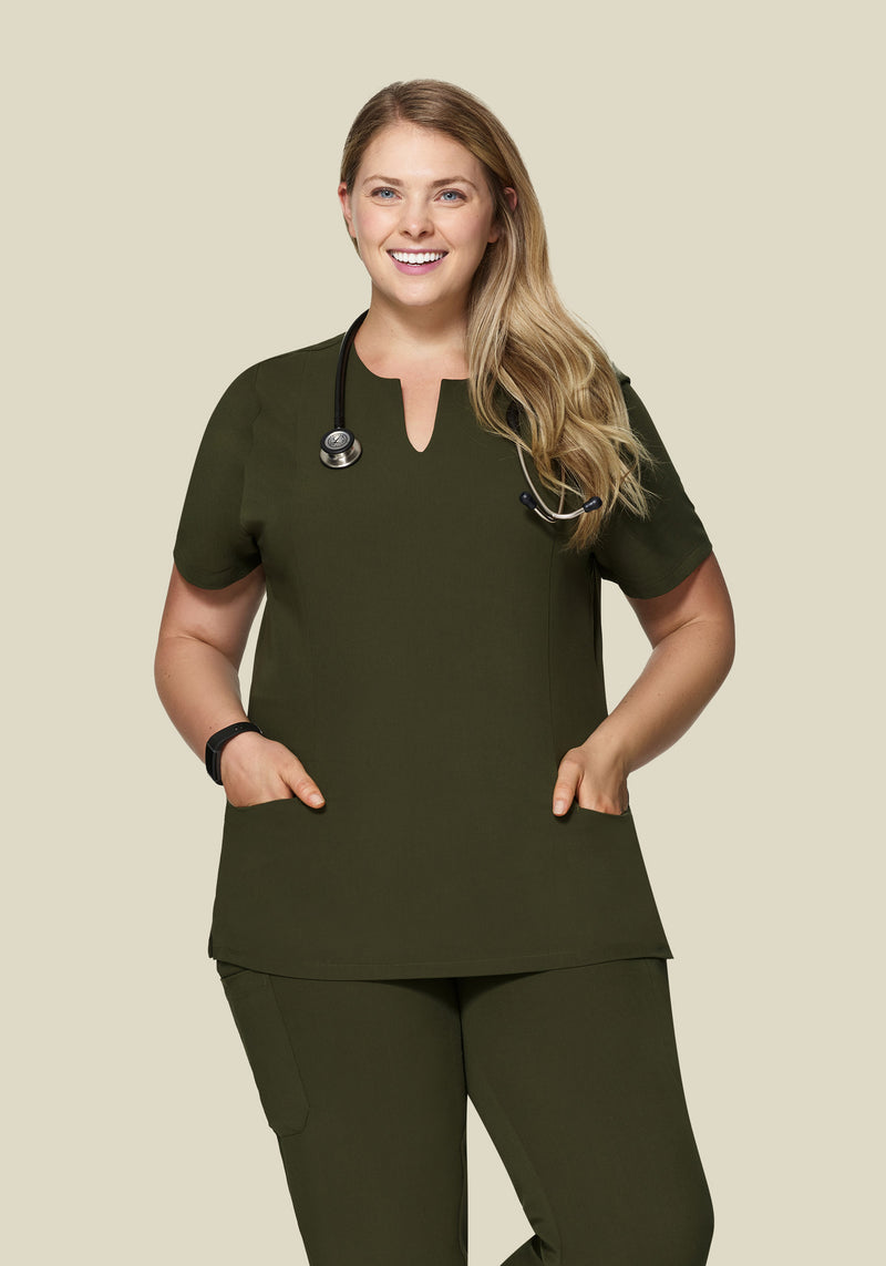 Honest Mandala Scrubs Review from a Travel Nurse – Is It Worth It?