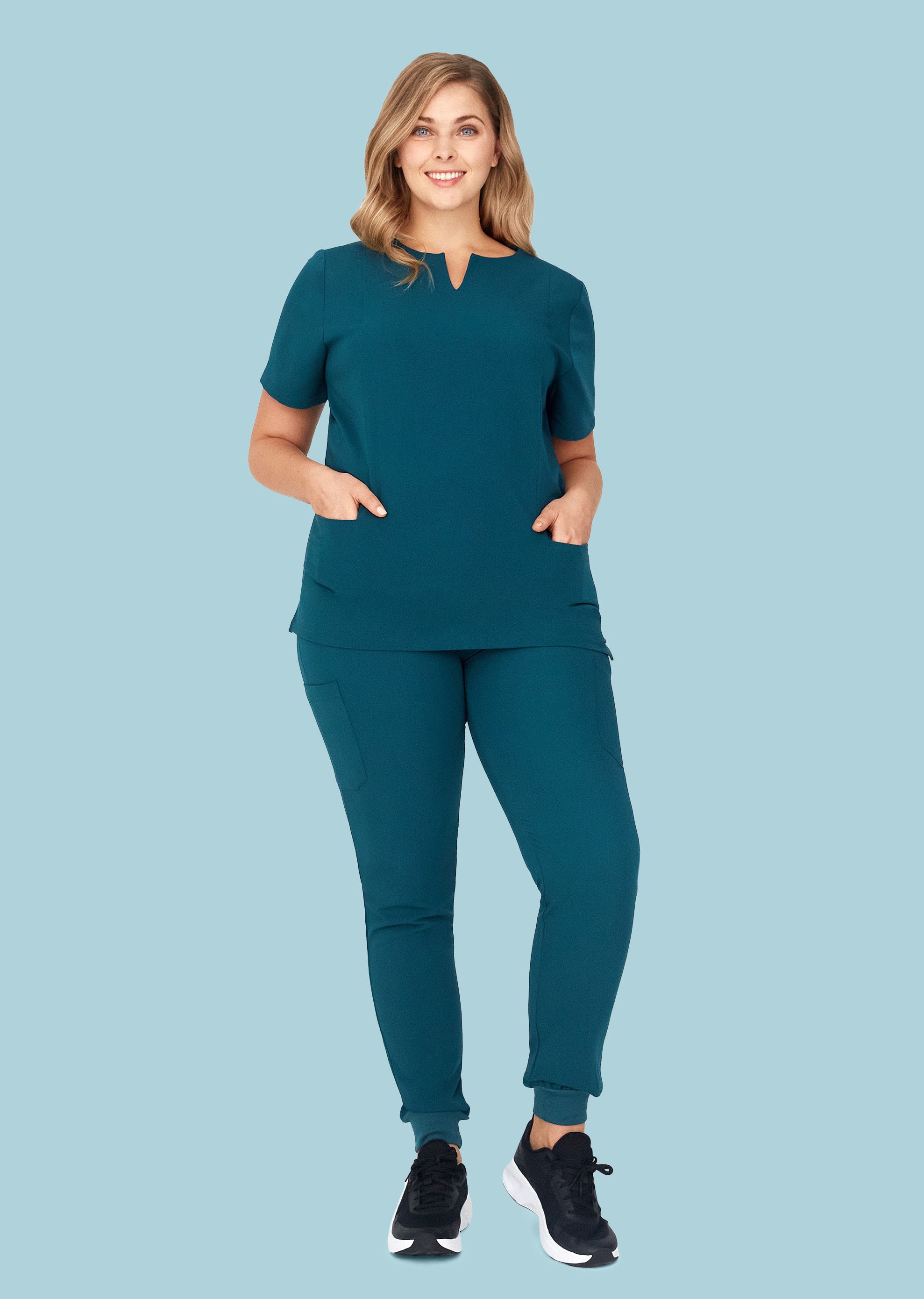Women's Mid-Rise 9-Pocket Jogger Scrub Pants - Caribbean Blue